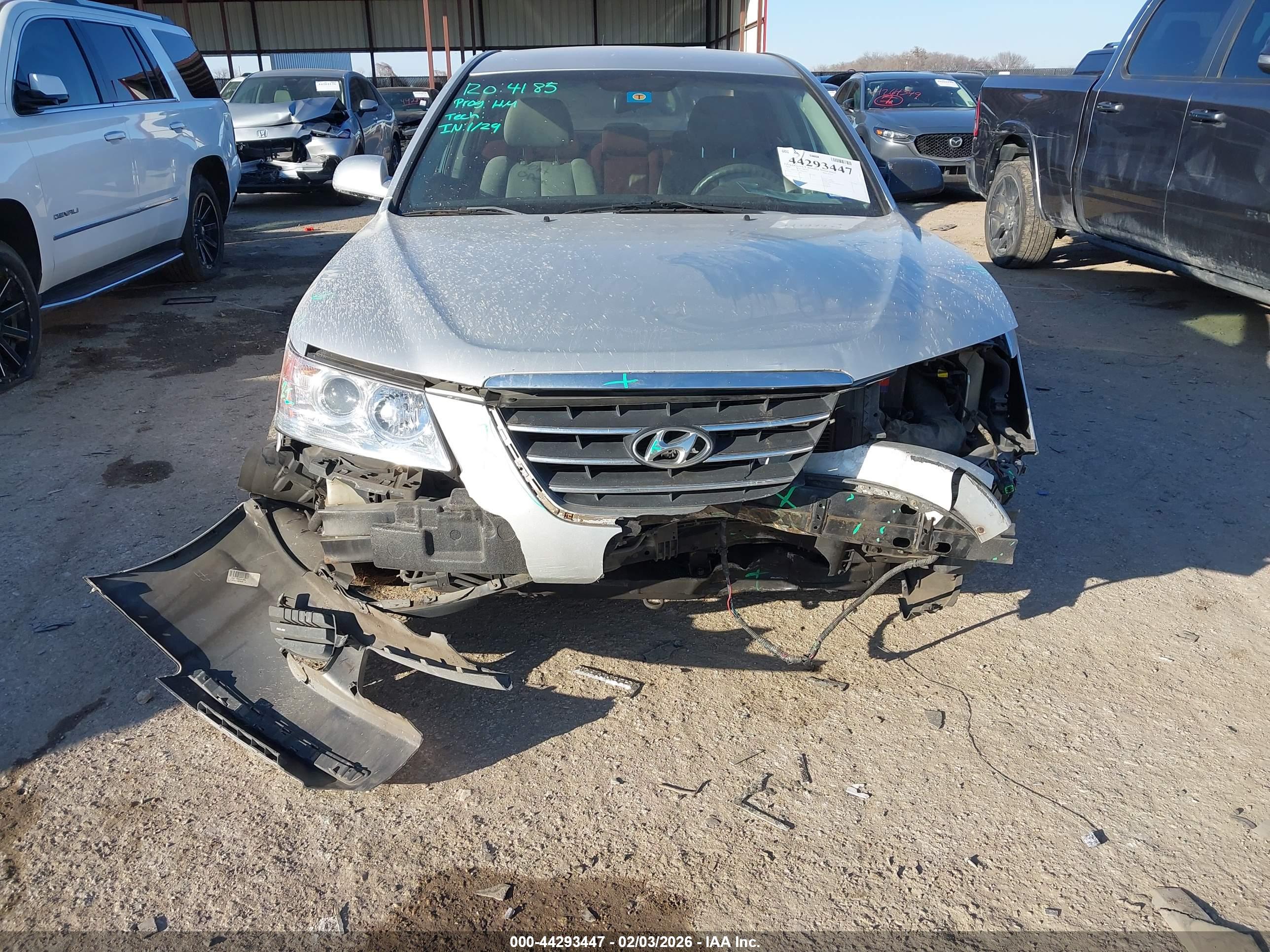 HYUNDAI SONATA image 6