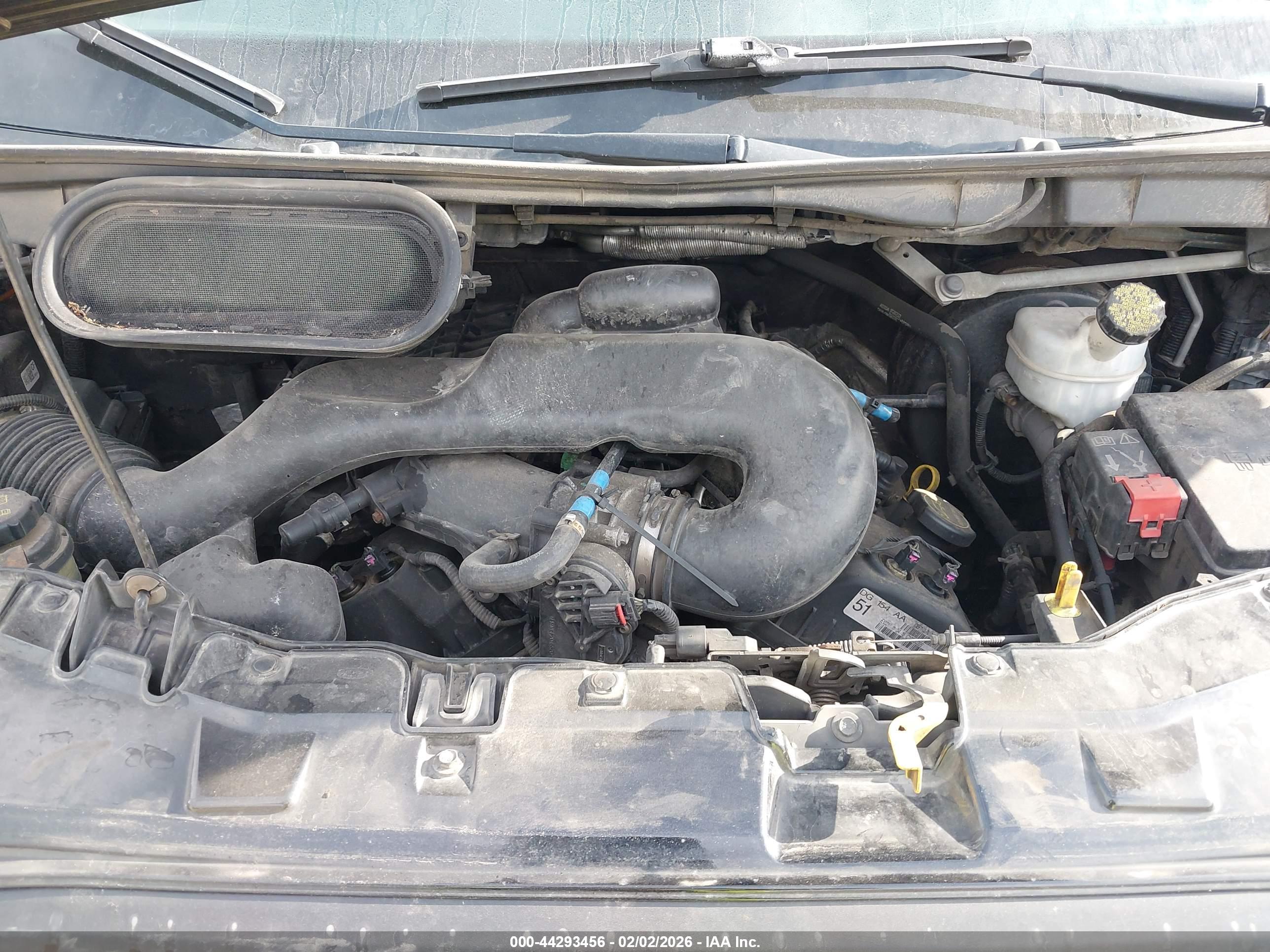 FORD TRANSIT-250 image 10