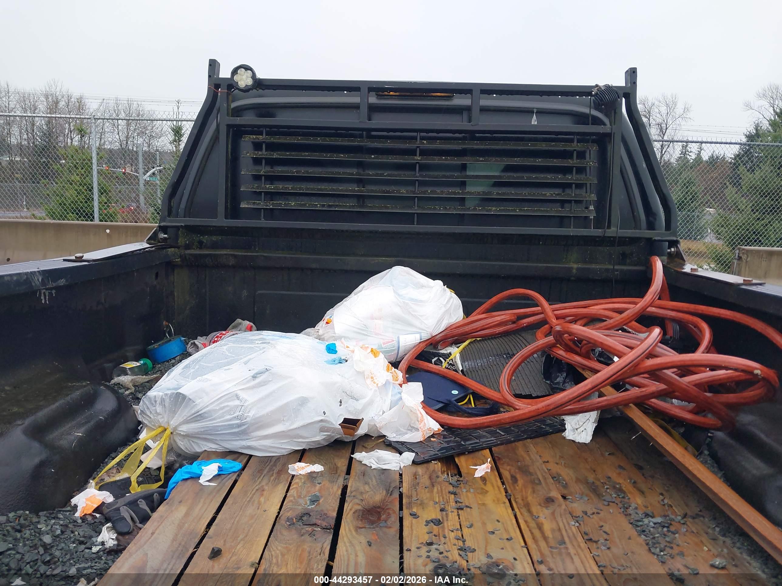 FORD F-350 image 7