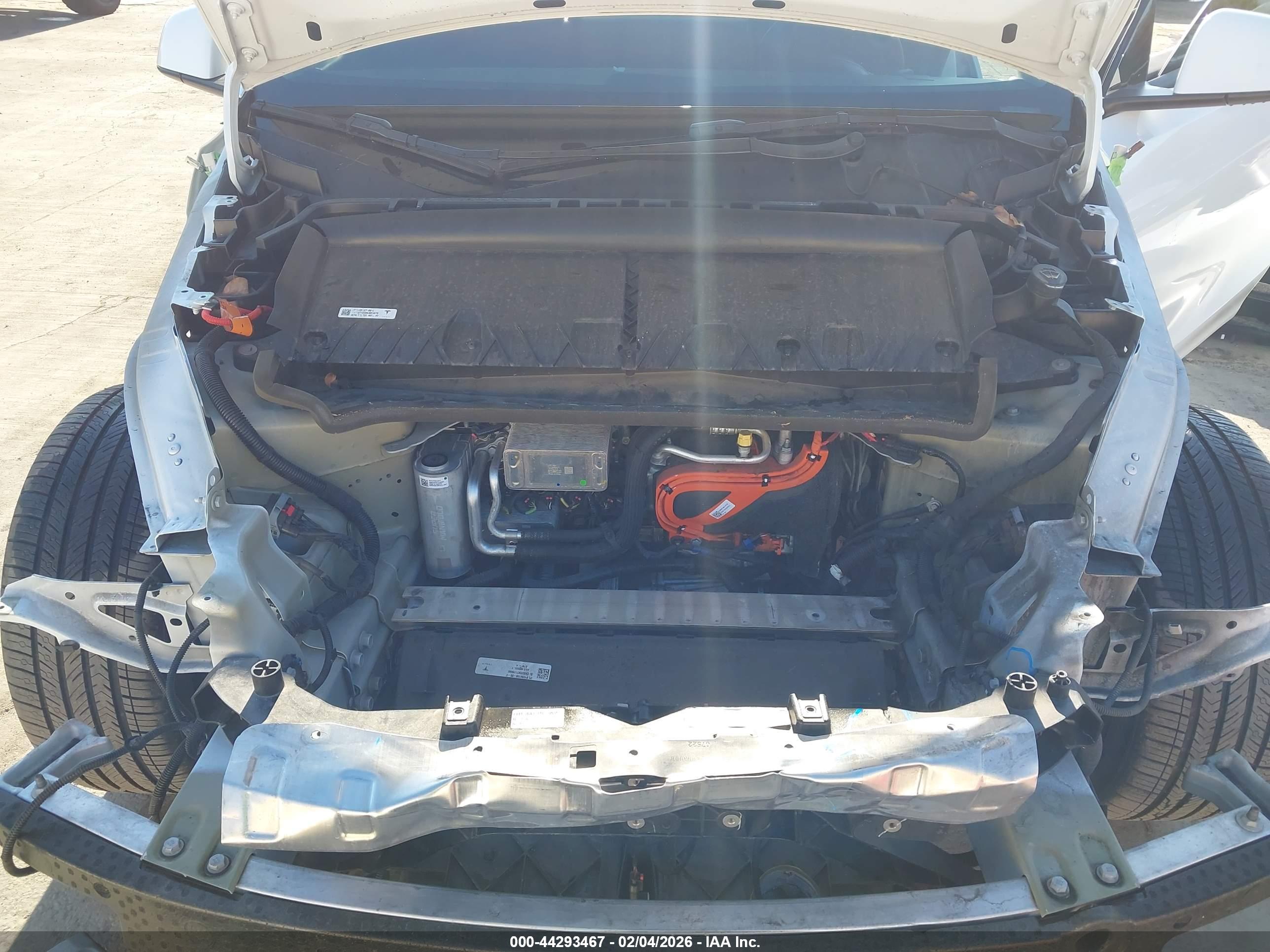 TESLA MODEL image 10