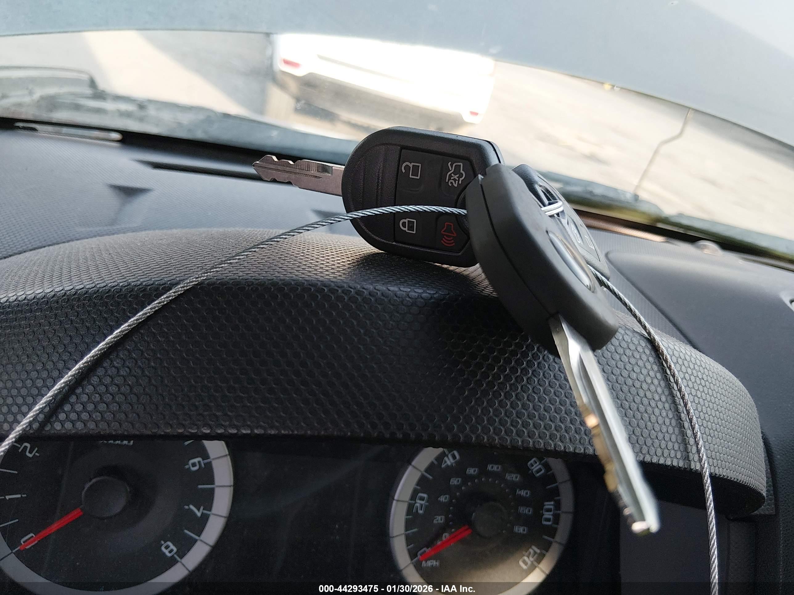 FORD ESCAPE image 11