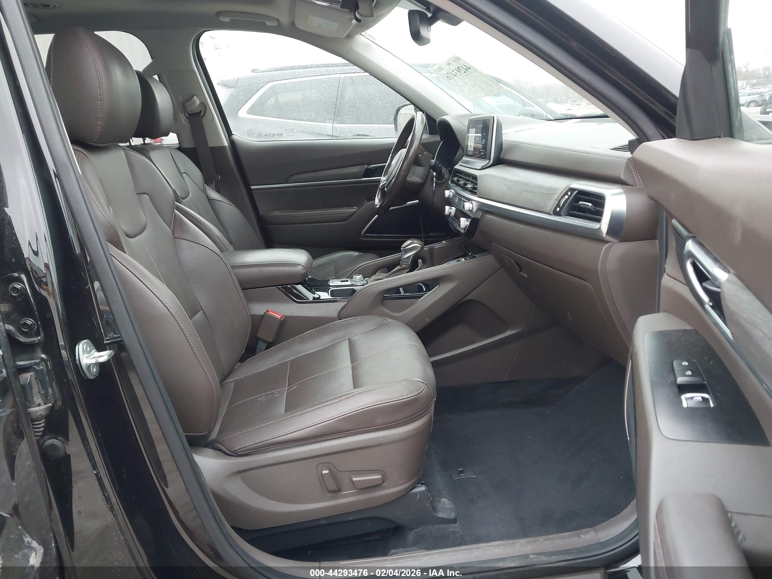KIA TELLURIDE image 5
