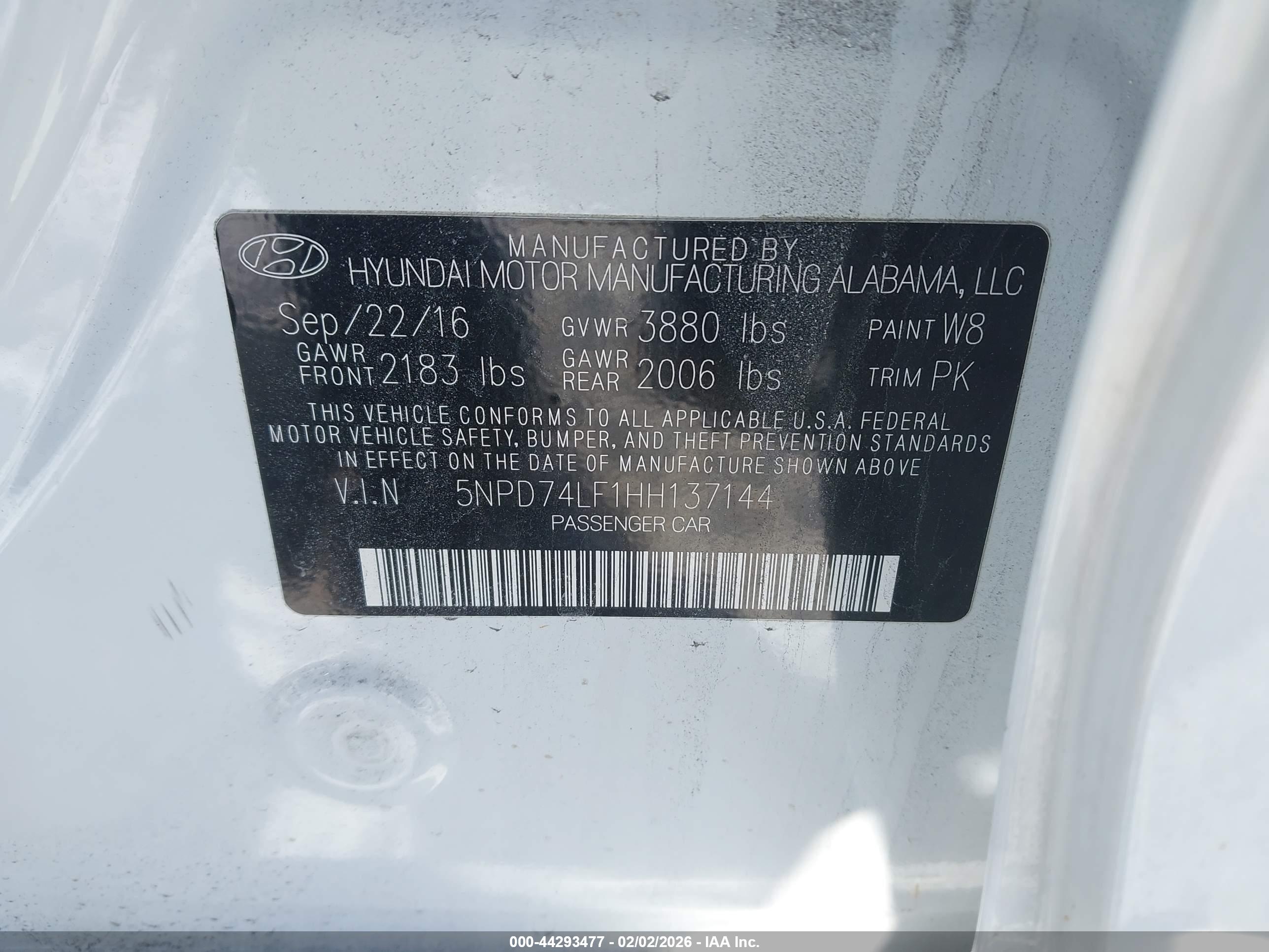 HYUNDAI ELANTRA image 9