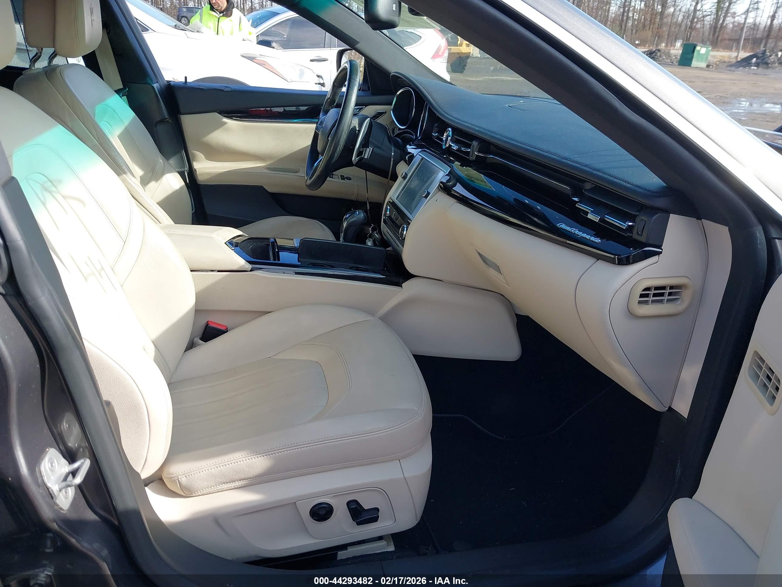 MASERATI QUATTROPORTE image 5