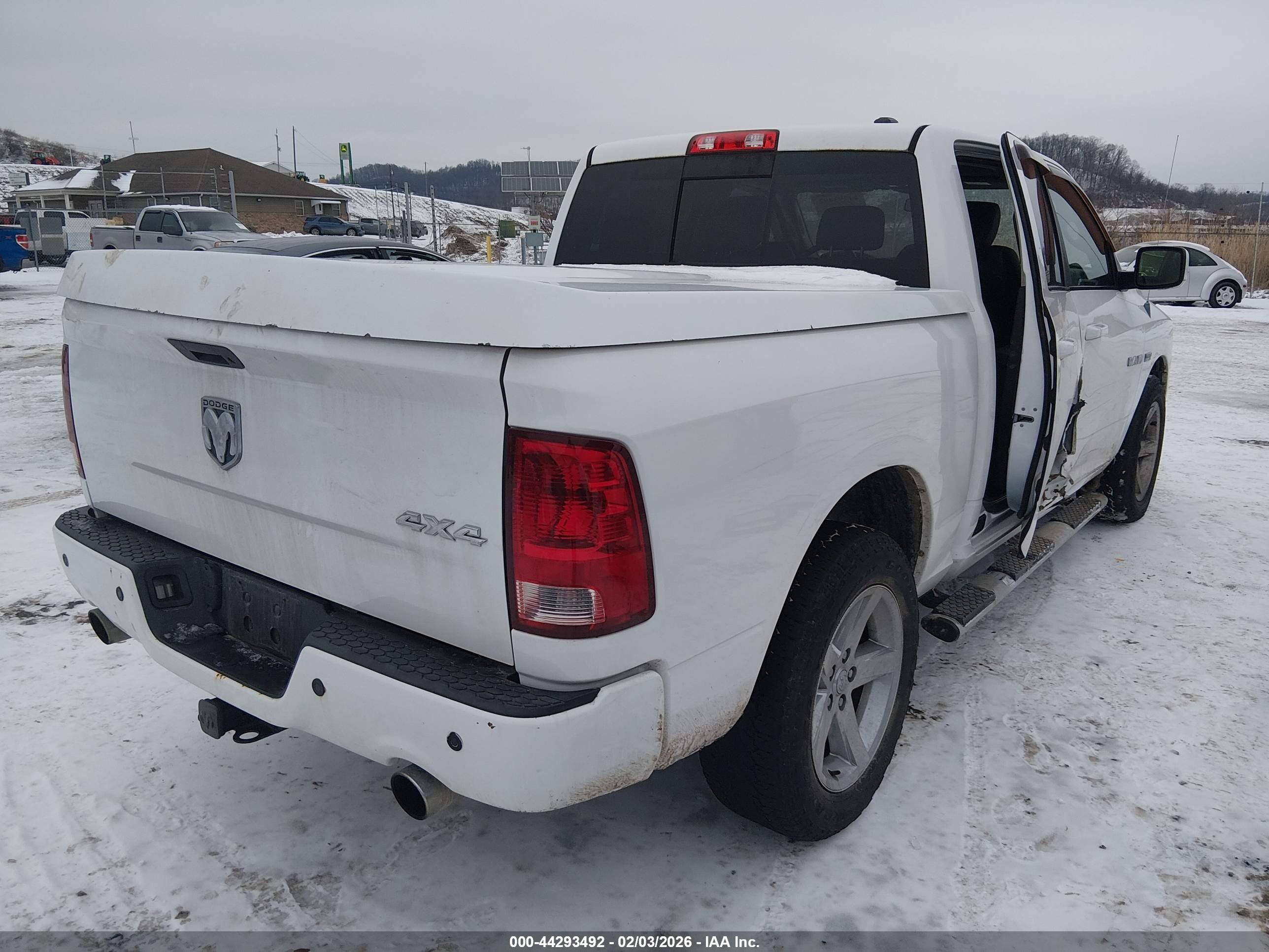 DODGE RAM image 4