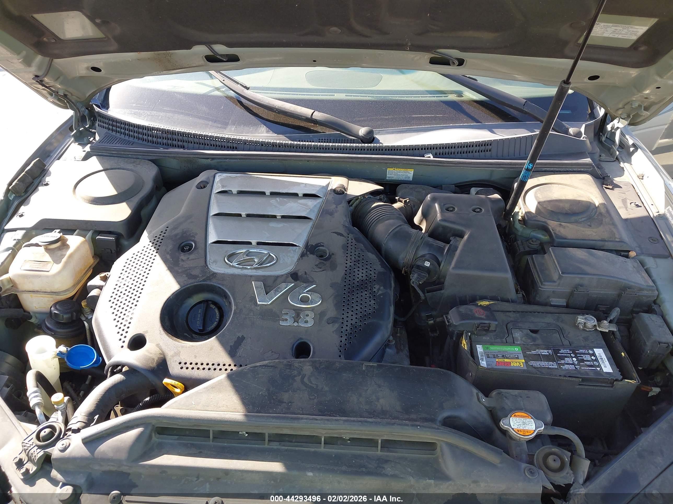 HYUNDAI AZERA image 10