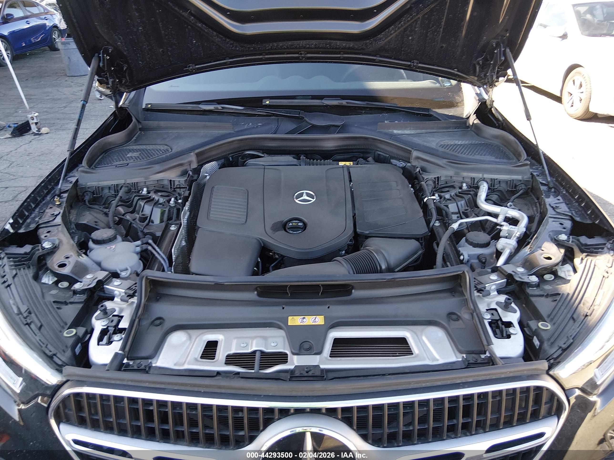 MERCEDES-BENZ GLC image 10