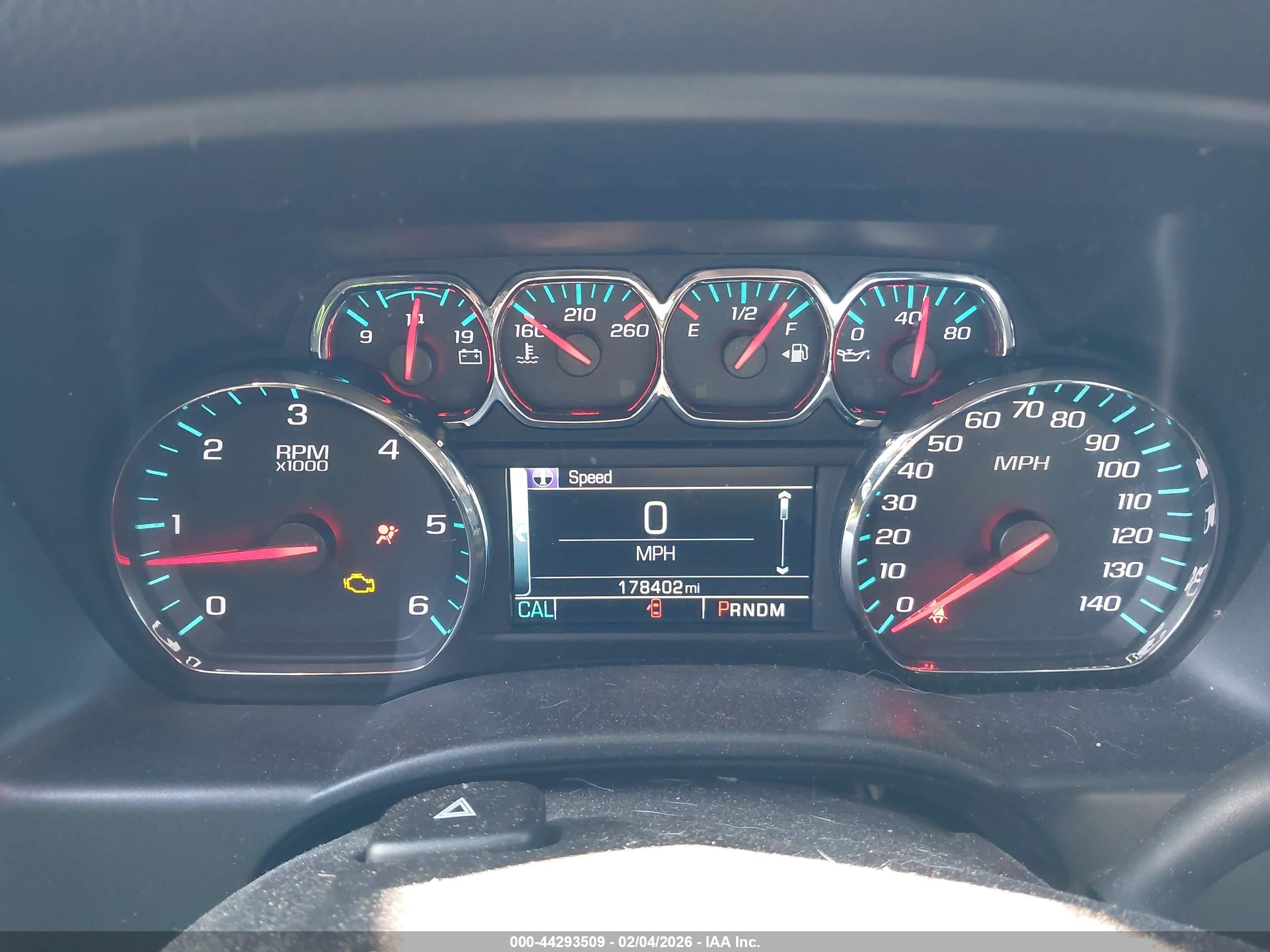 CHEVROLET SILVERADO image 7