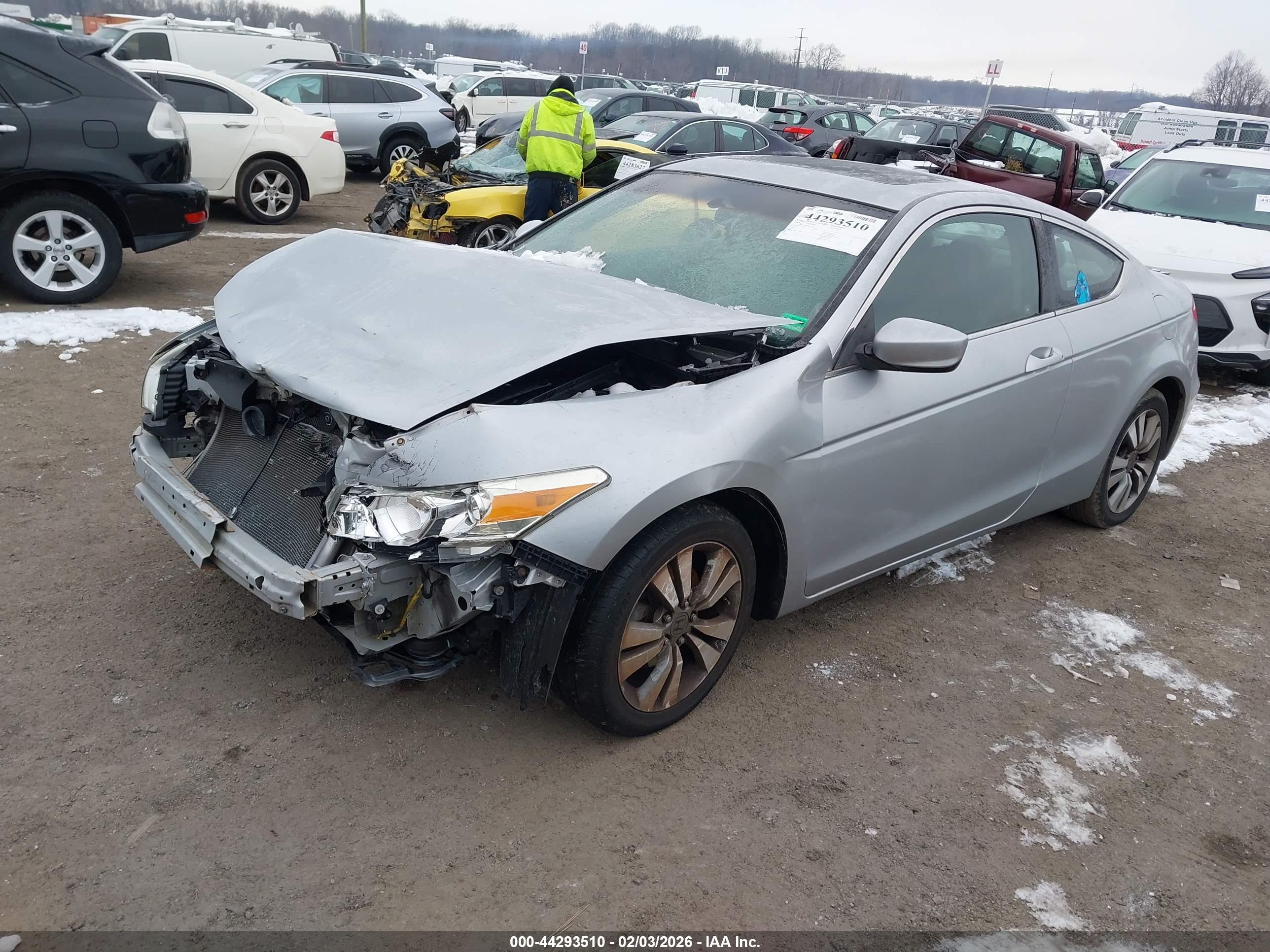 HONDA ACCORD image 2