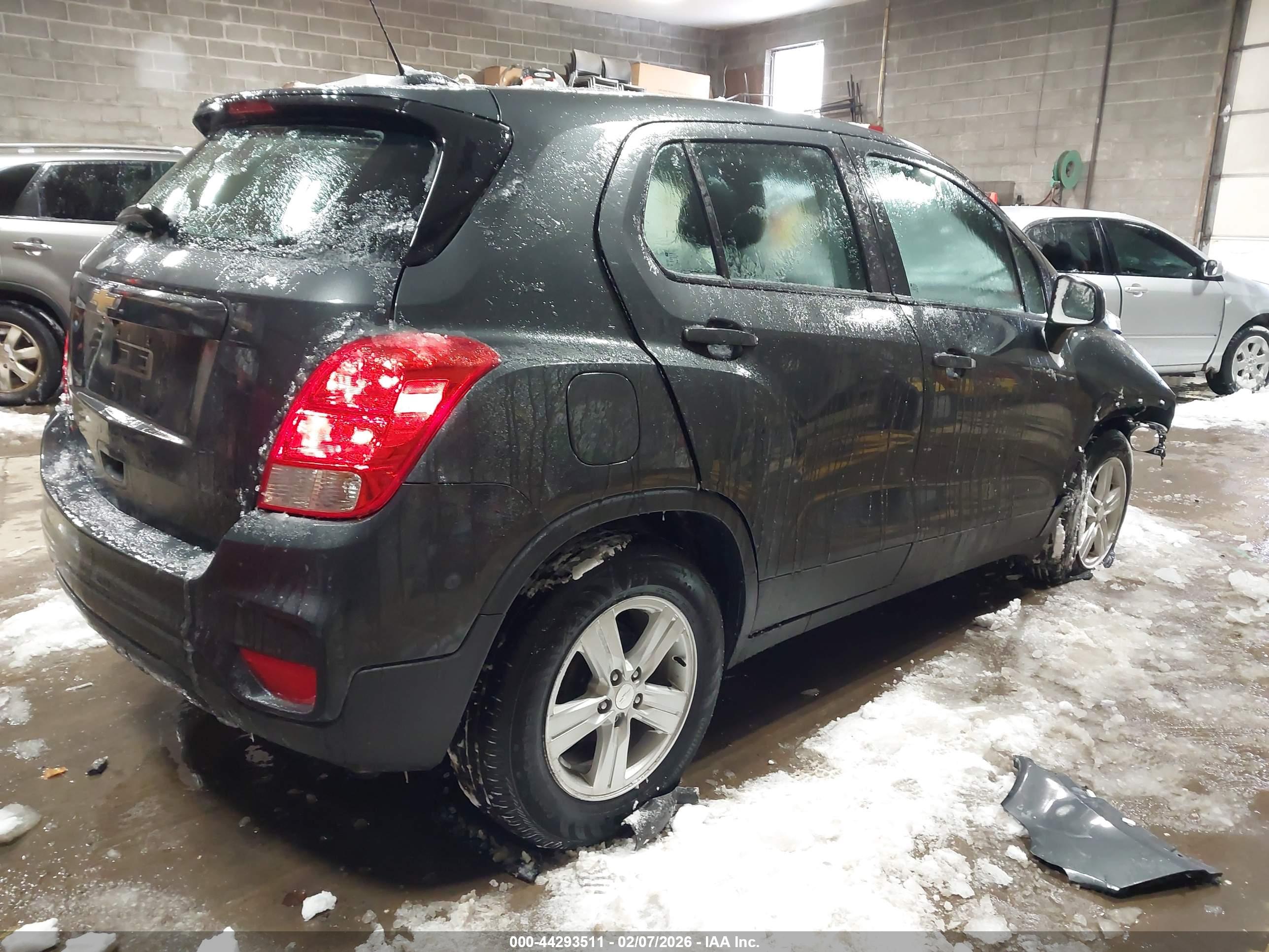 CHEVROLET TRAX image 4