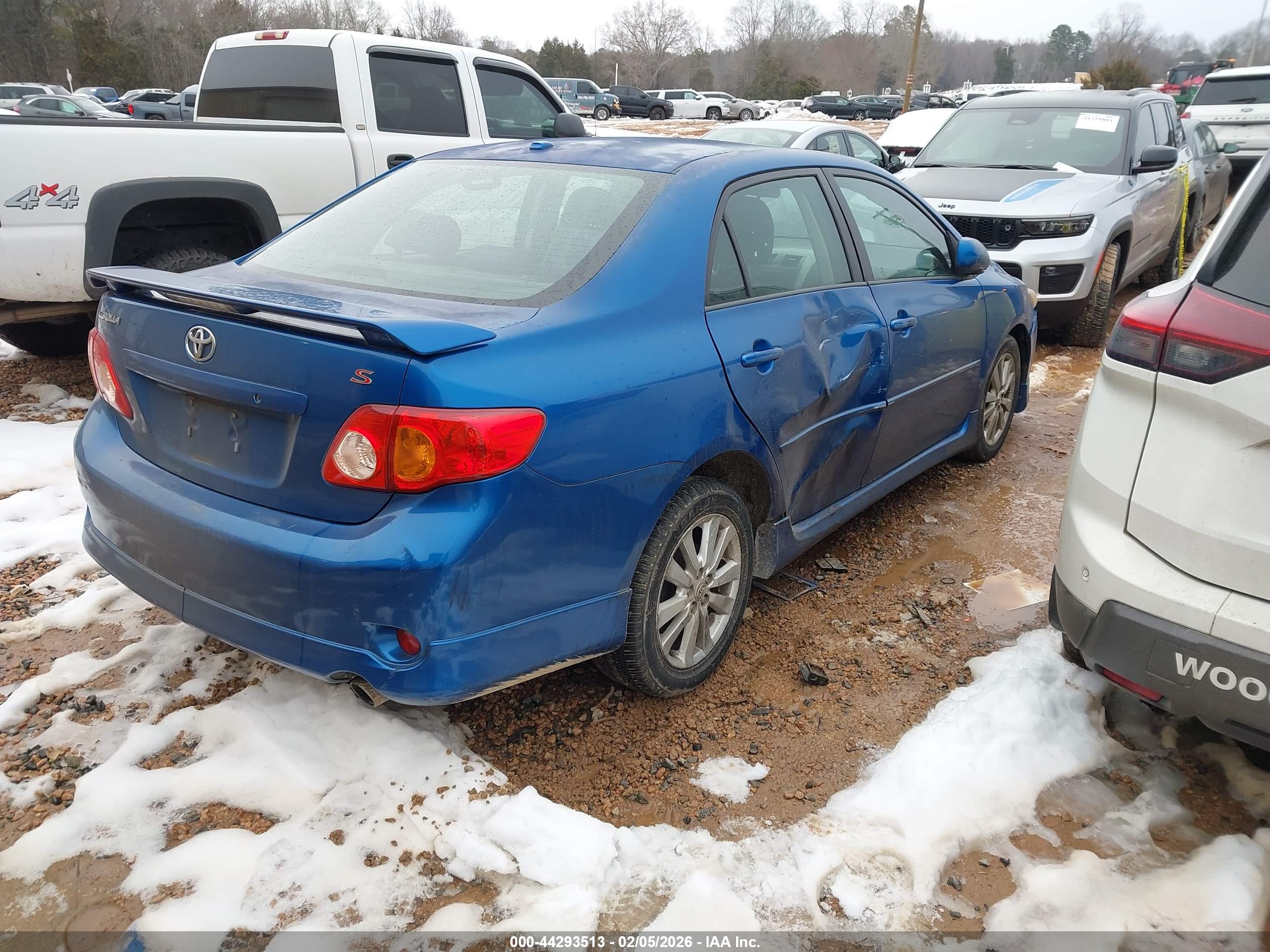 TOYOTA COROLLA image 4