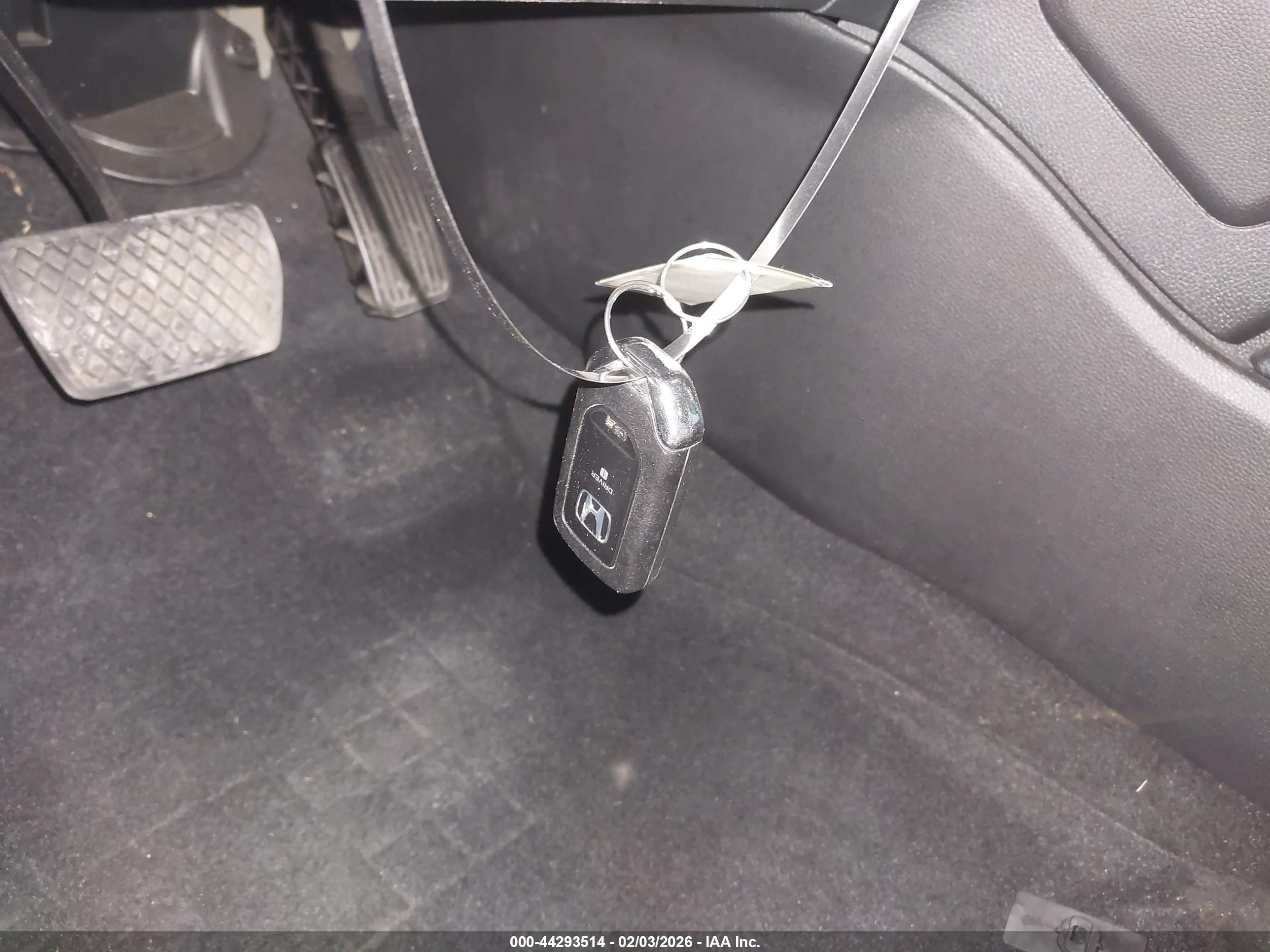 HONDA CR-V image 11