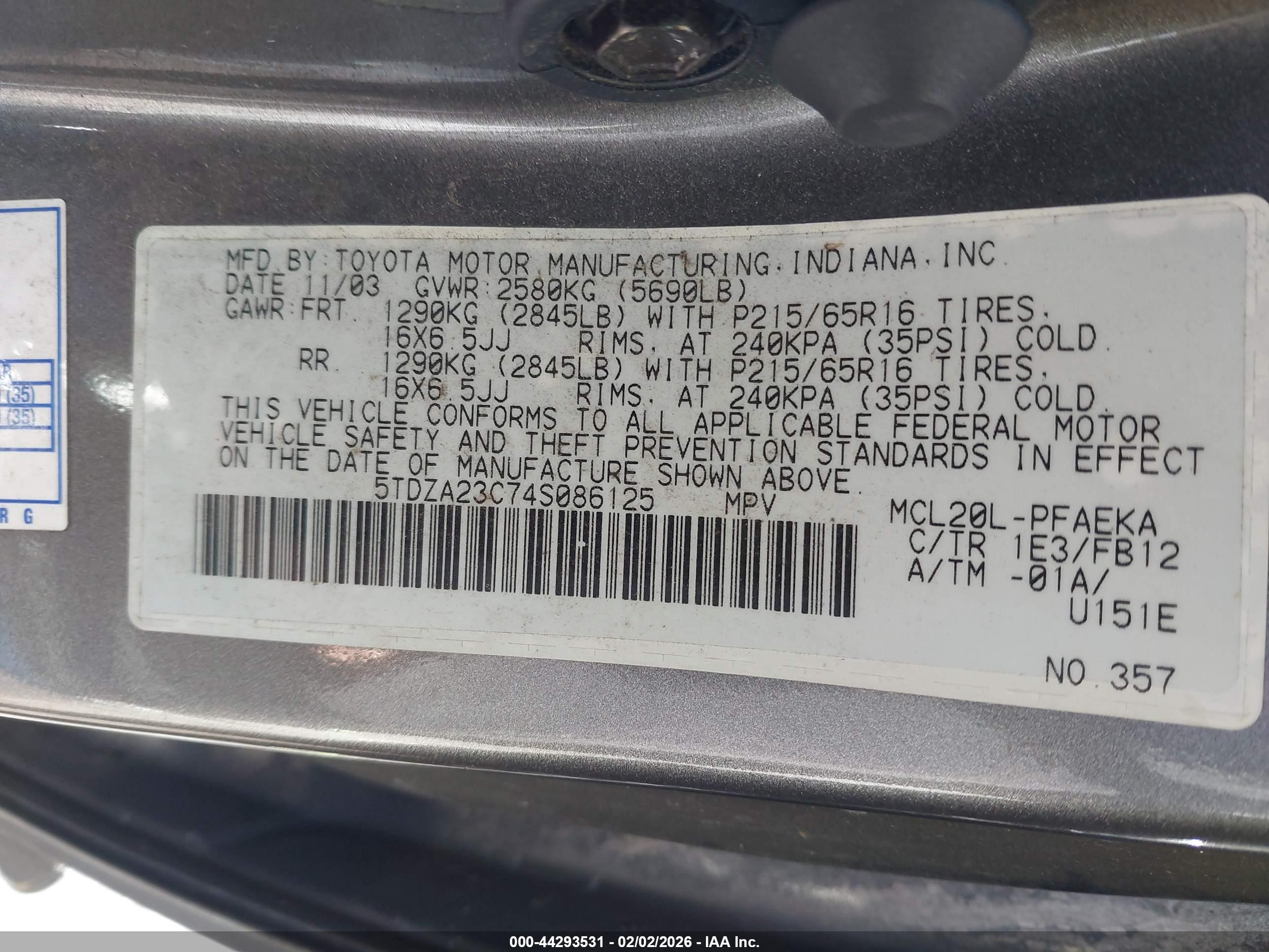 TOYOTA SIENNA image 9
