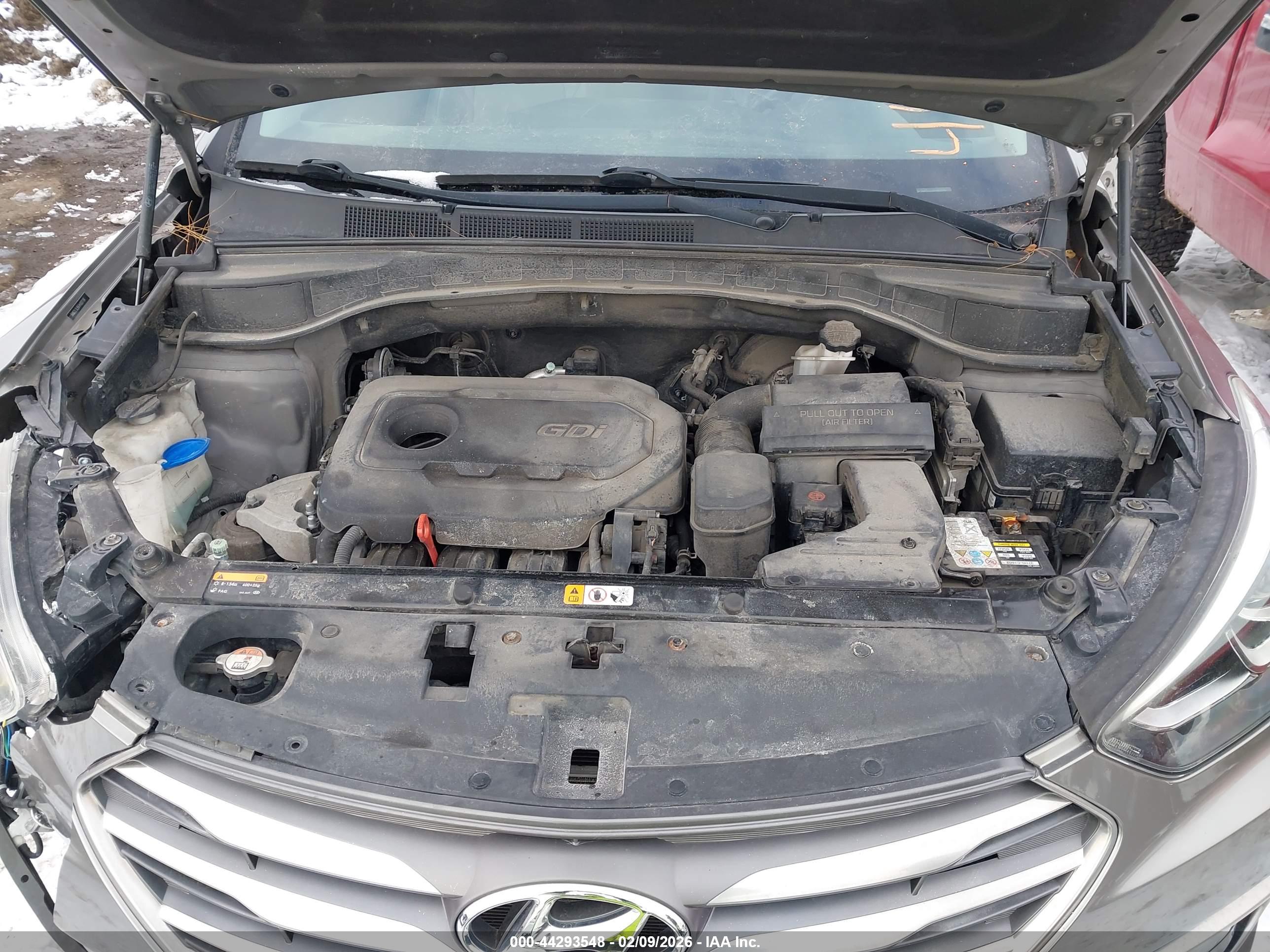 HYUNDAI SANTA image 10