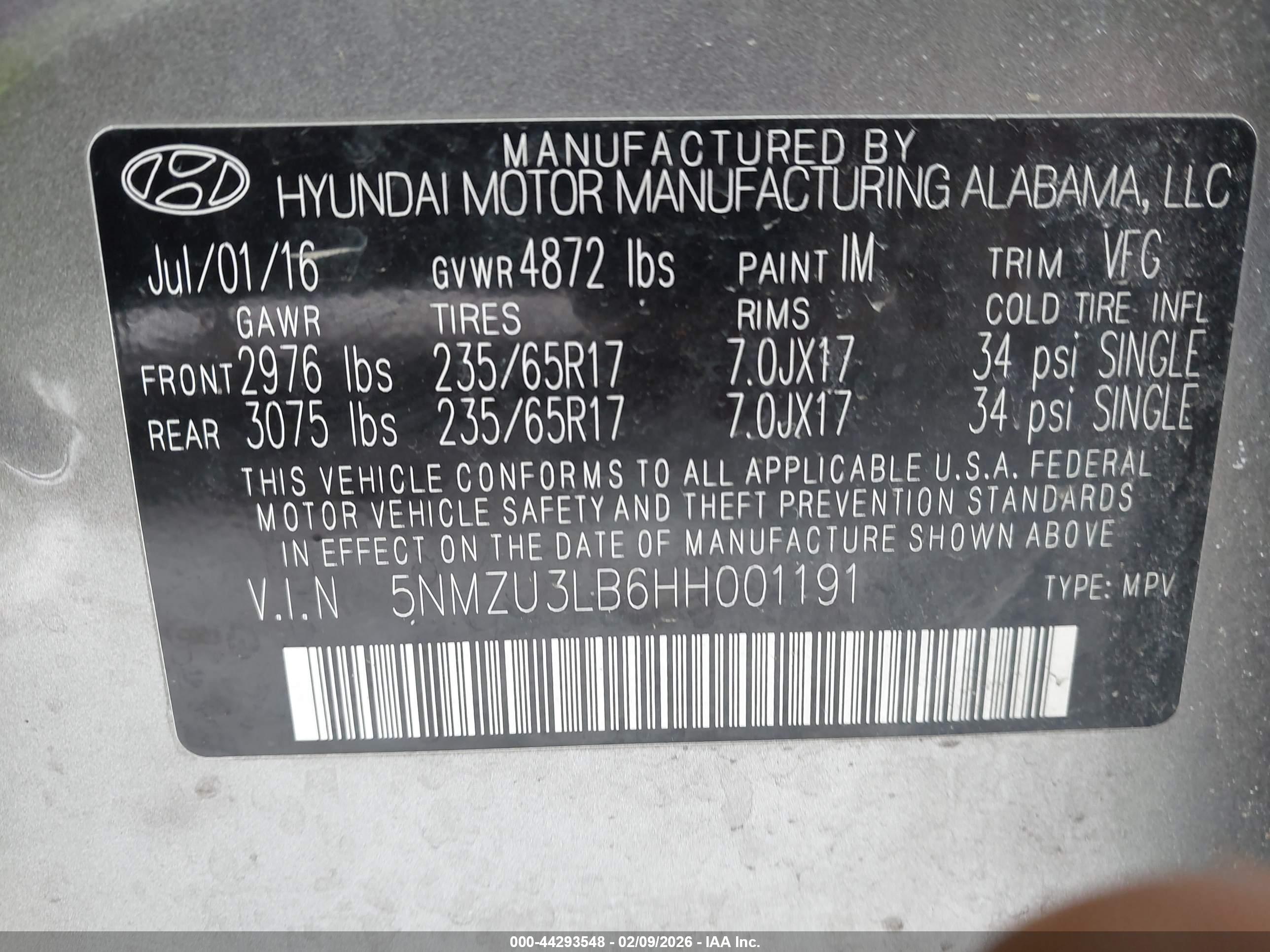 HYUNDAI SANTA image 9