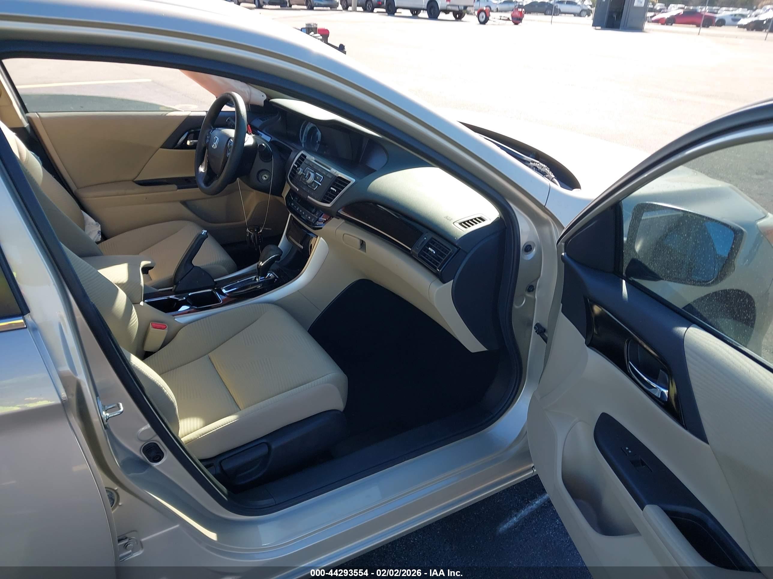 HONDA ACCORD image 5