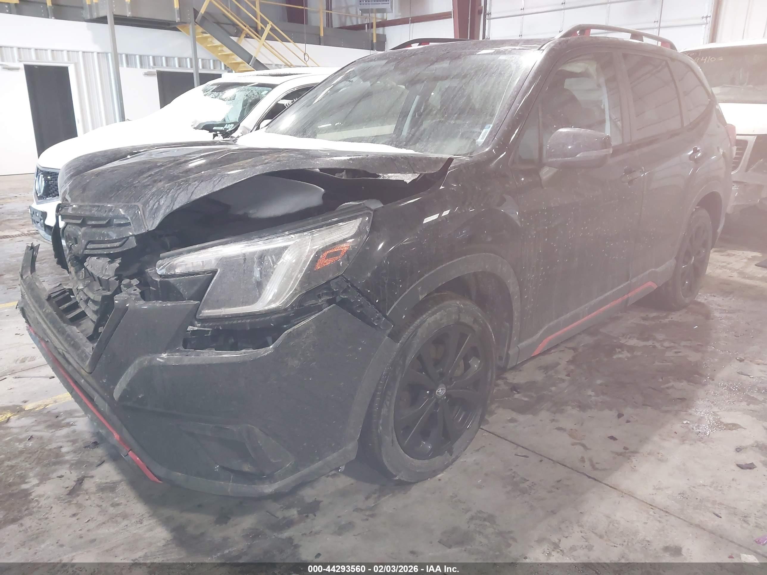 SUBARU FORESTER image 2