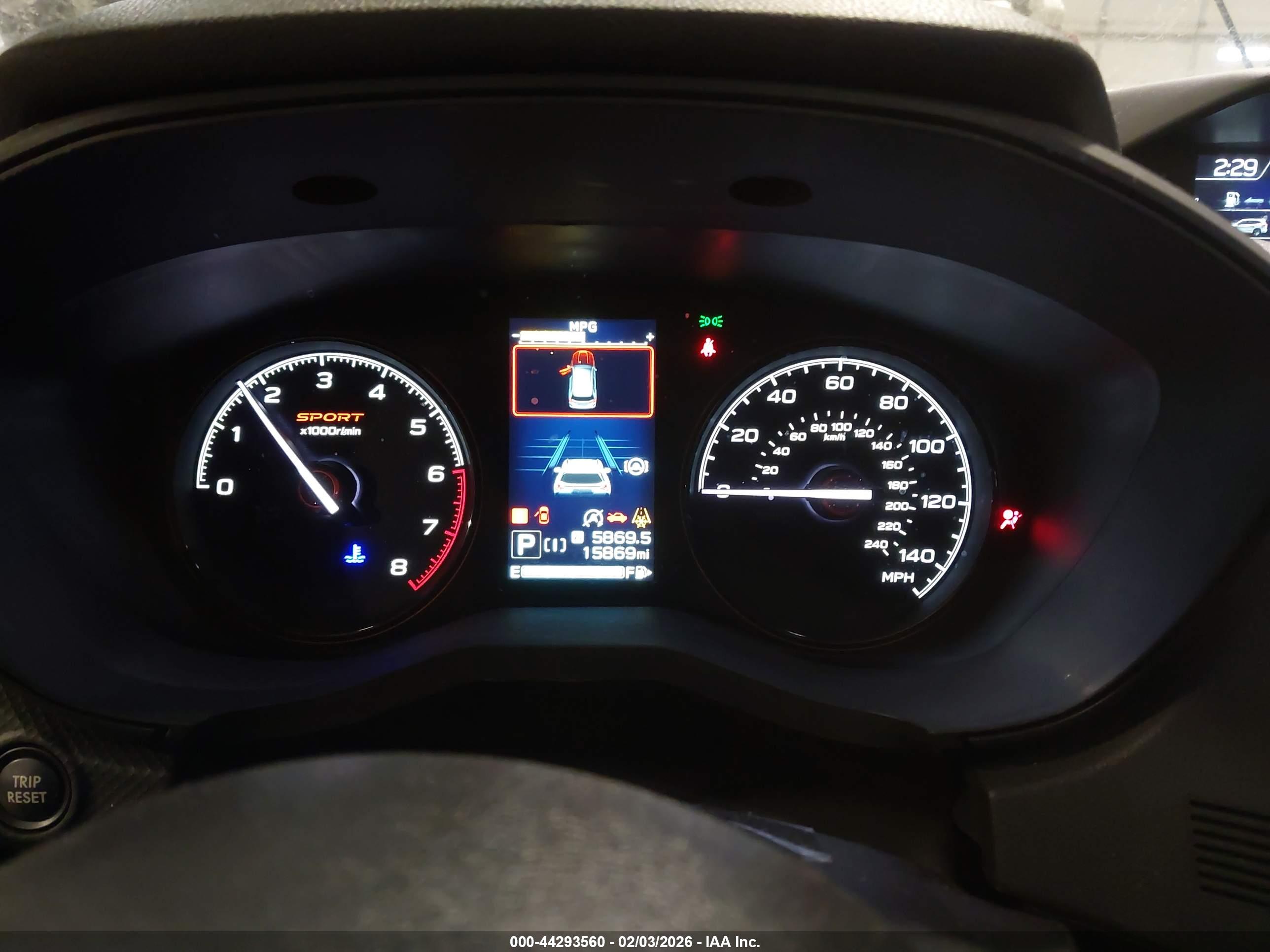 SUBARU FORESTER image 7