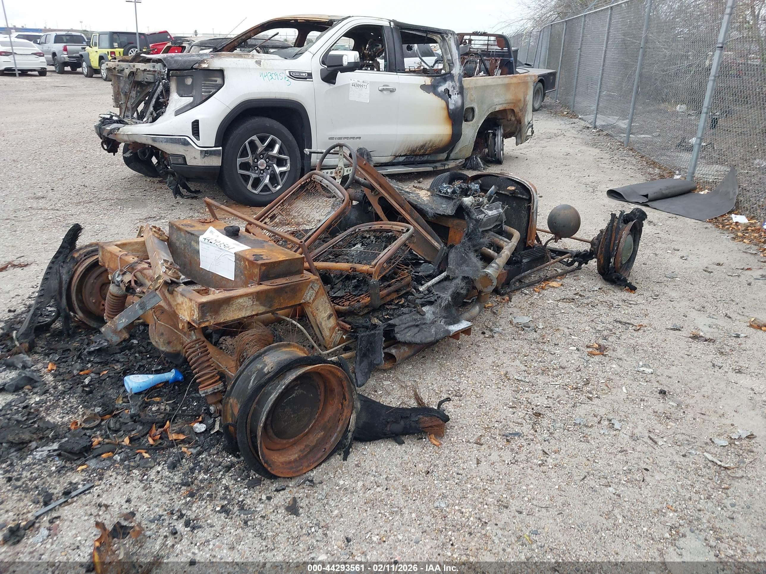 FORD ROADSTER image 4