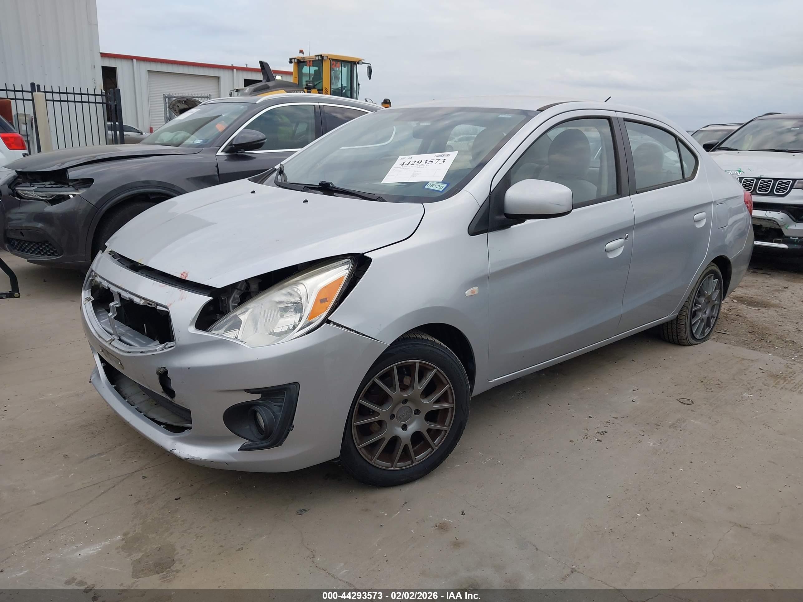 MITSUBISHI MIRAGE image 2