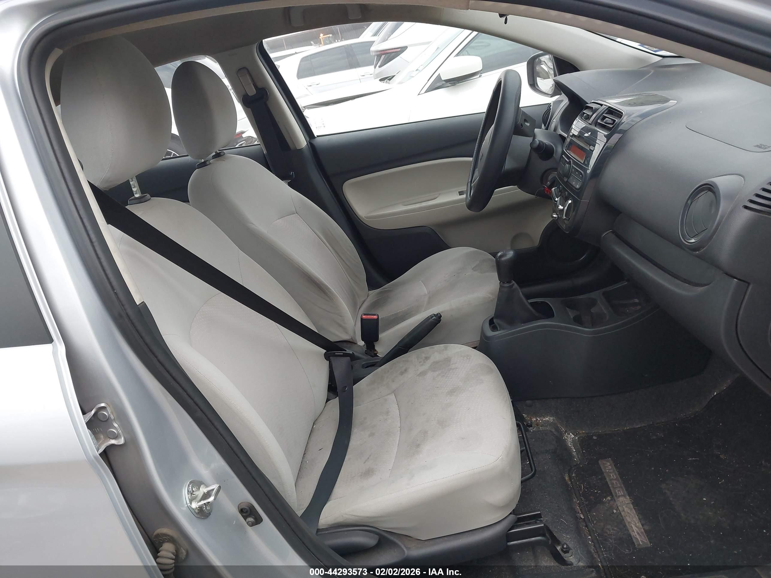 MITSUBISHI MIRAGE image 5