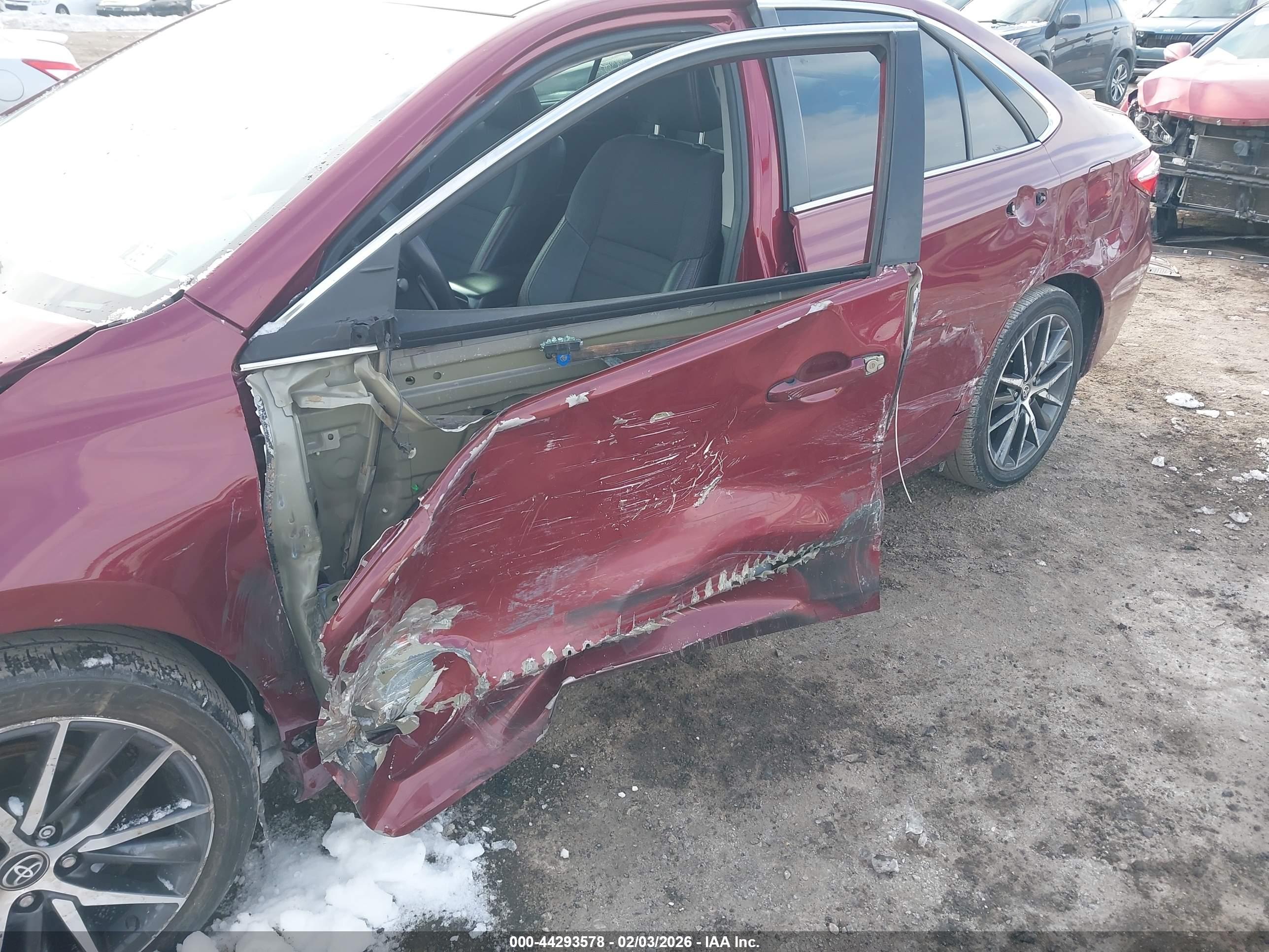 TOYOTA CAMRY image 6