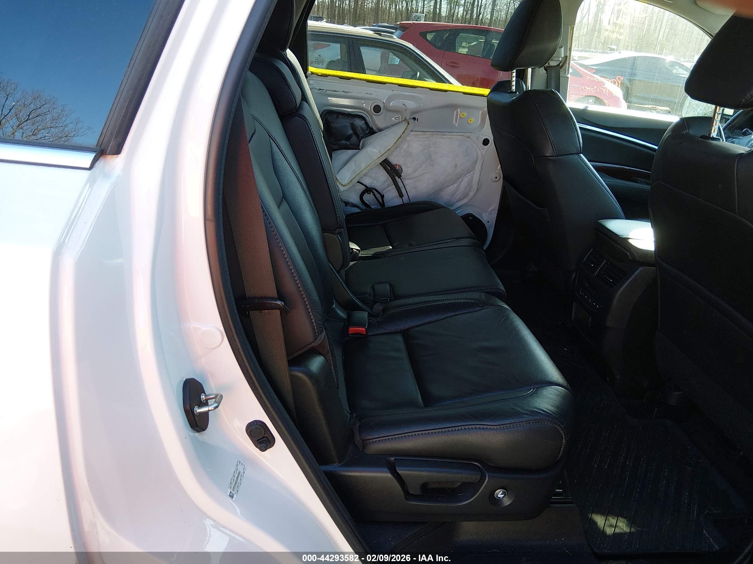 ACURA MDX image 8