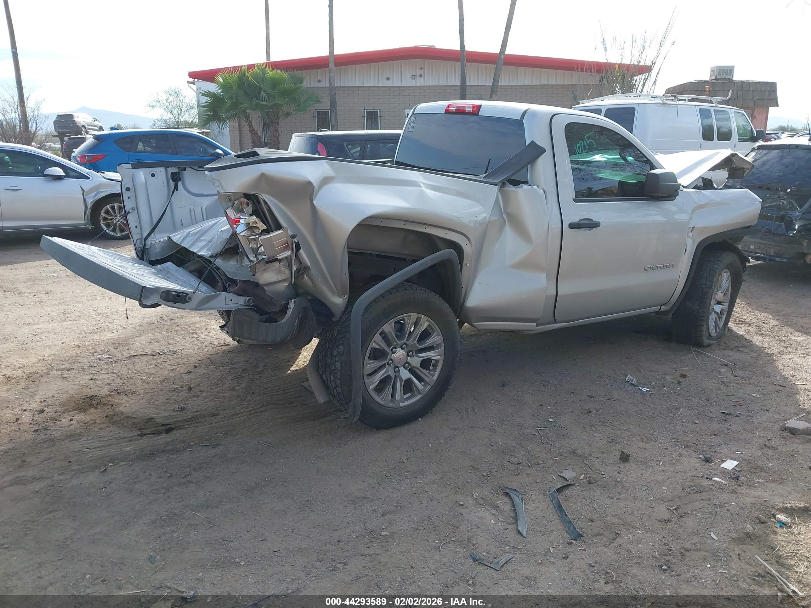 GMC SIERRA image 4