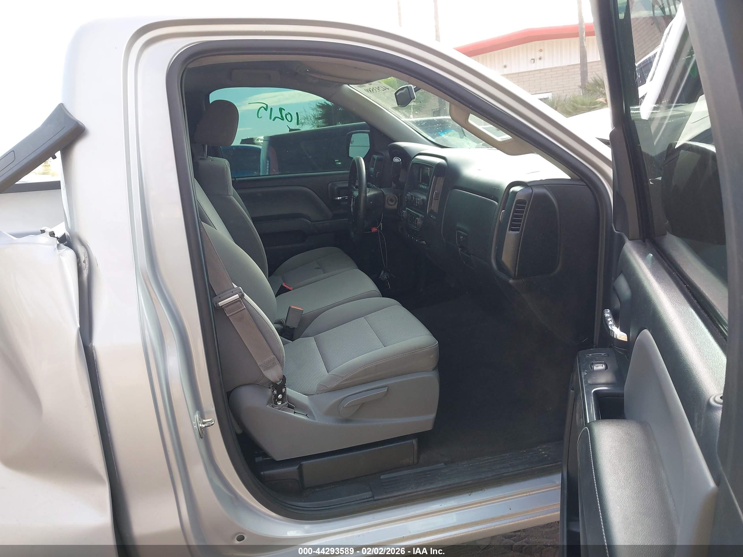 GMC SIERRA image 5
