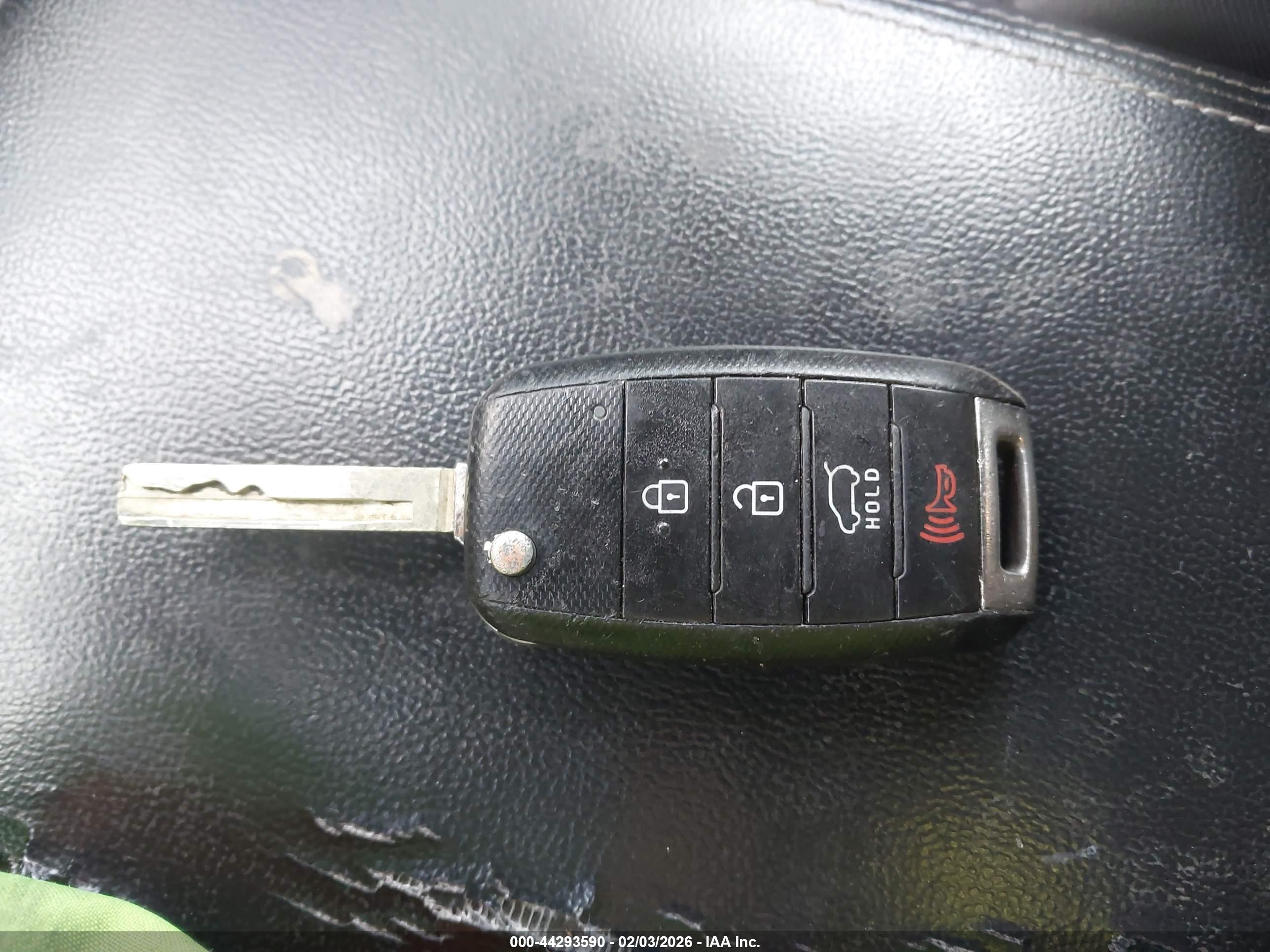KIA SORENTO image 11