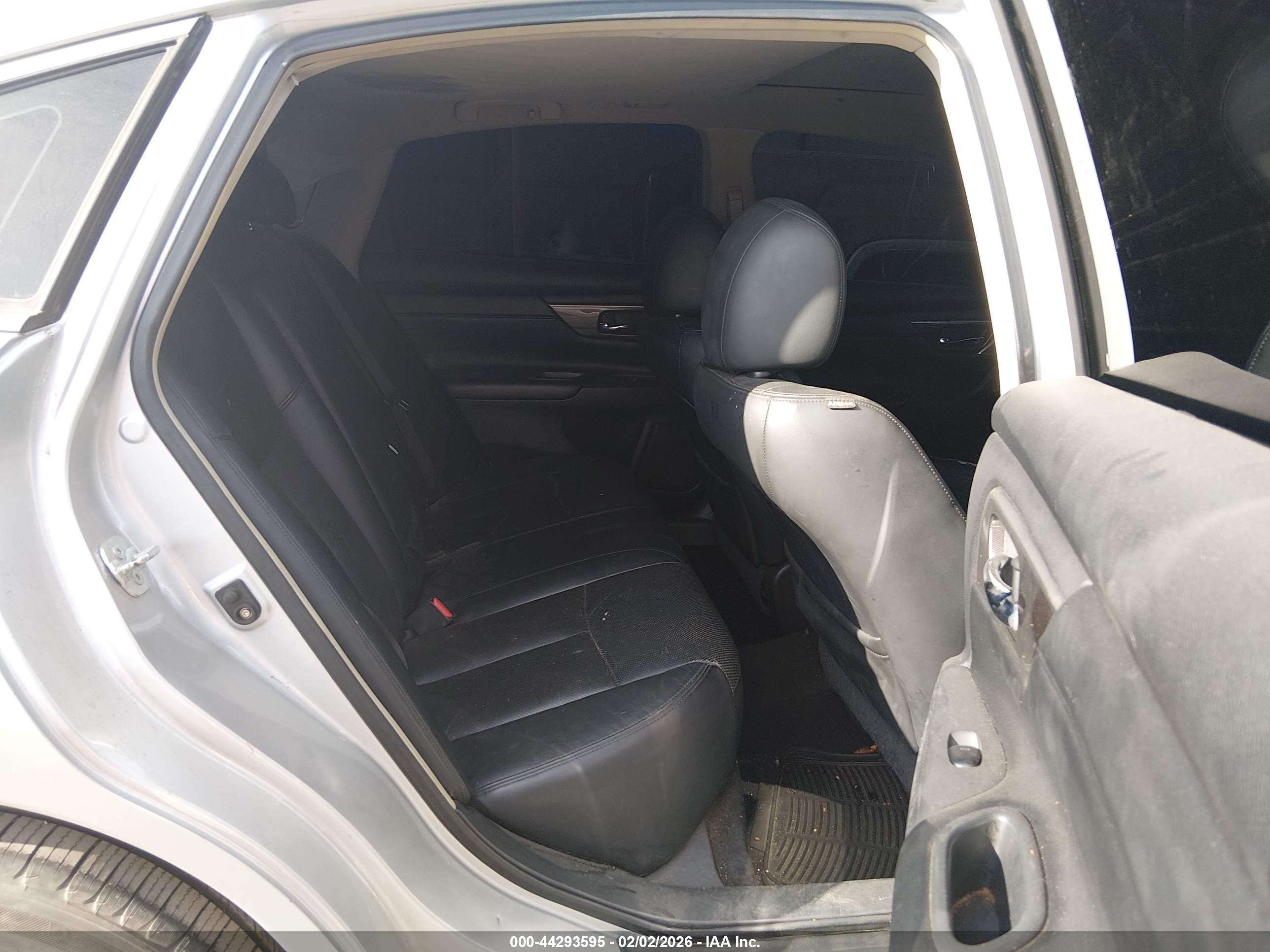 NISSAN ALTIMA image 8