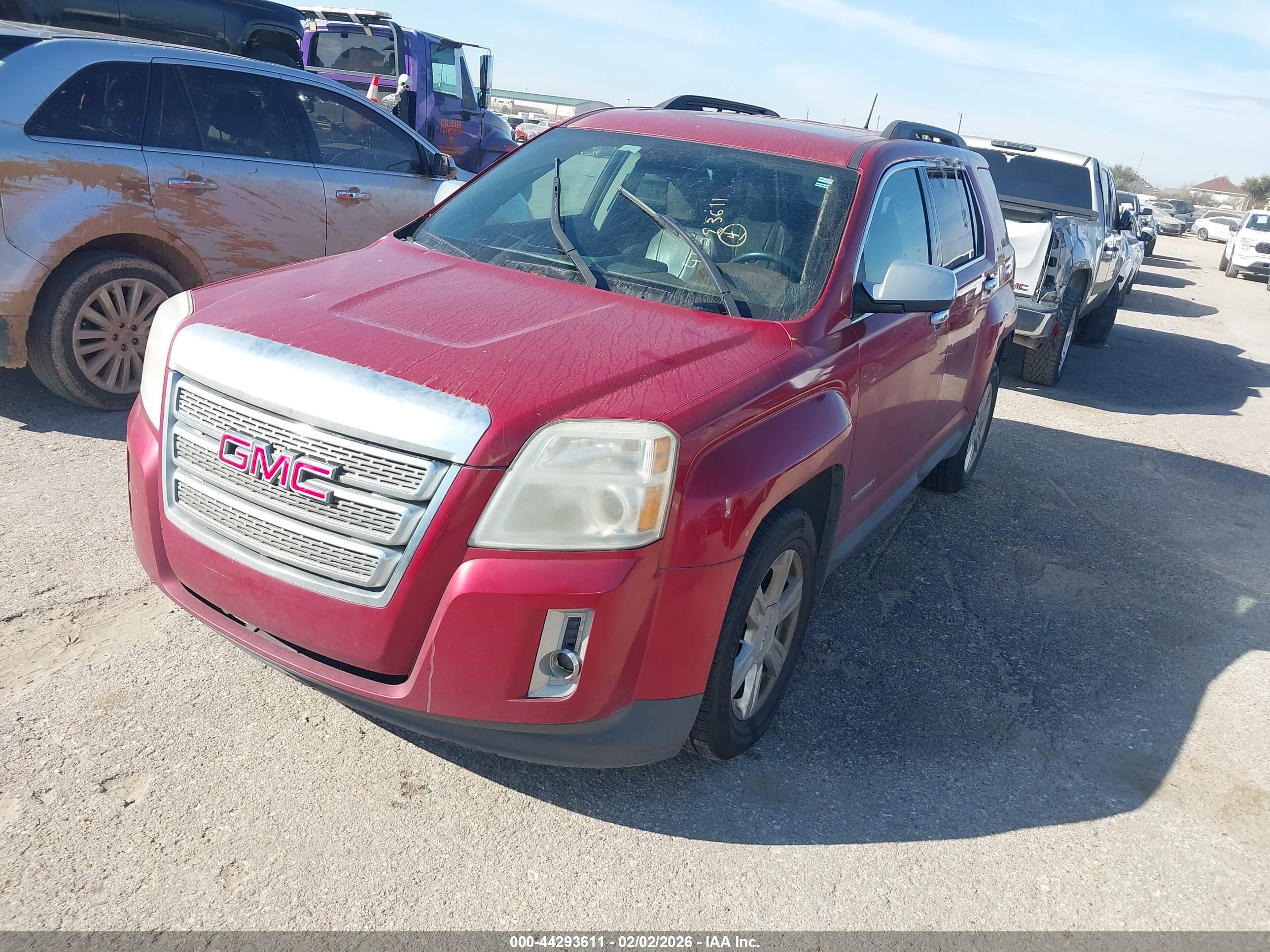 GMC TERRAIN image 2