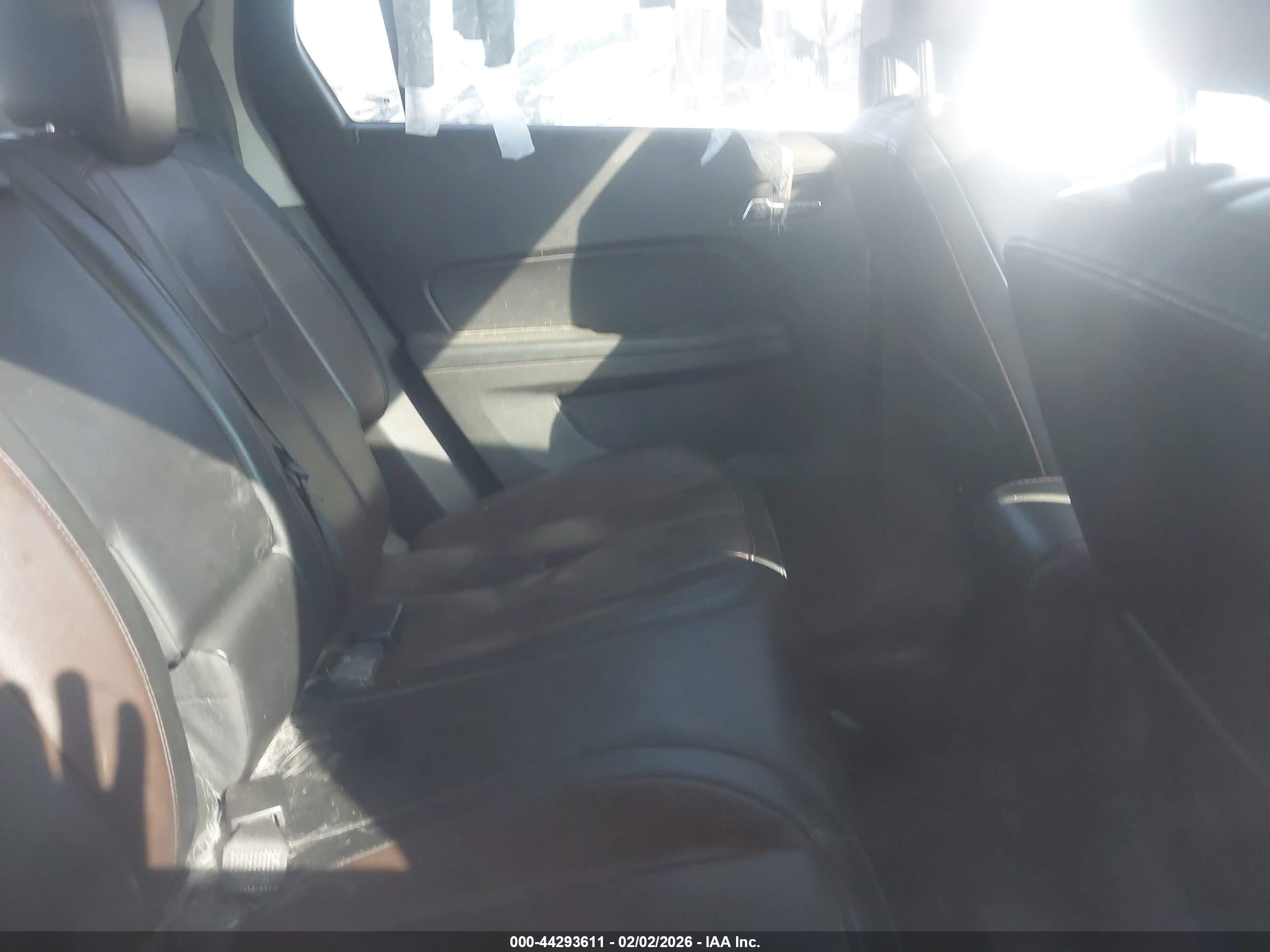 GMC TERRAIN image 8