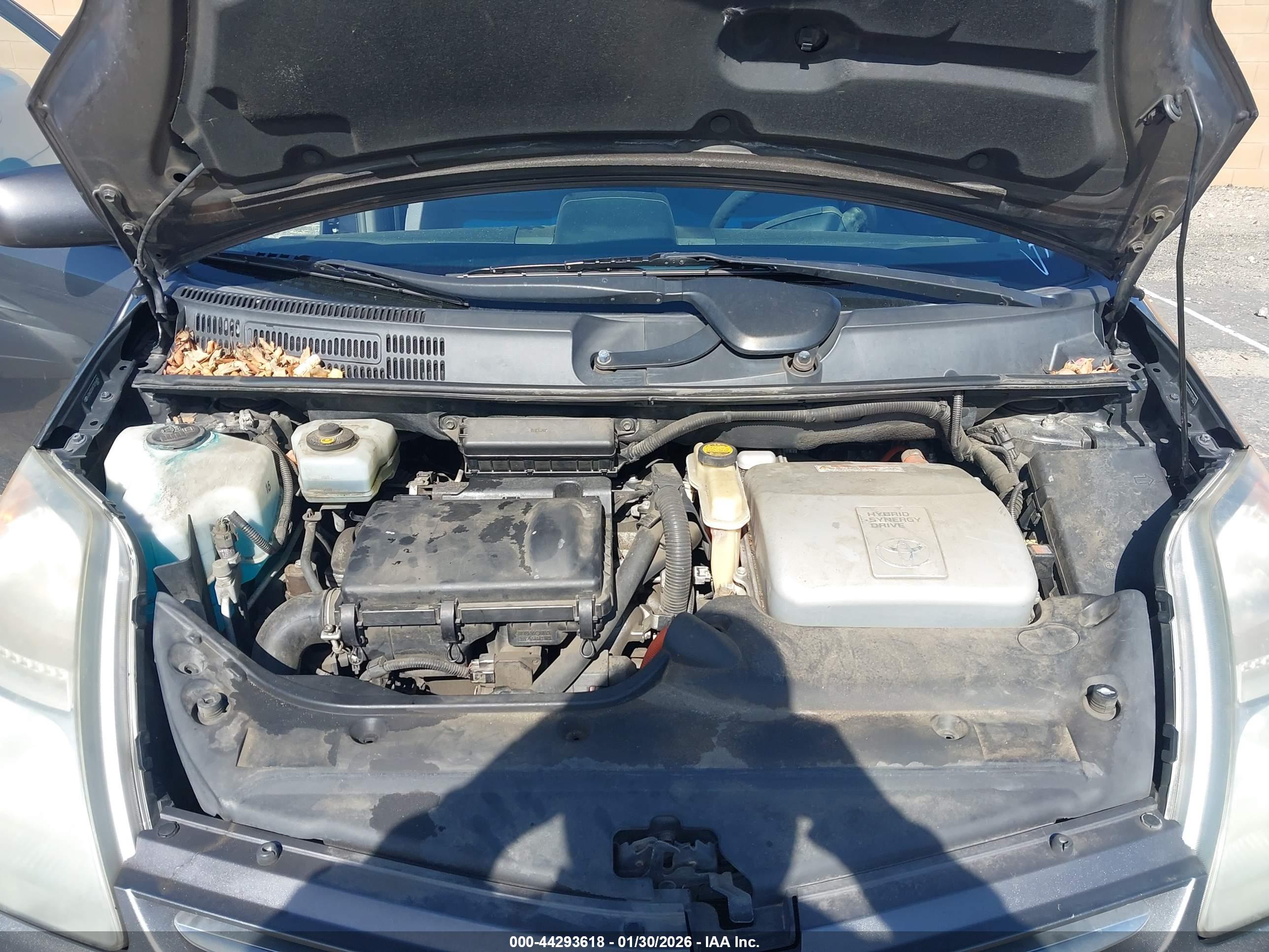 TOYOTA PRIUS image 10