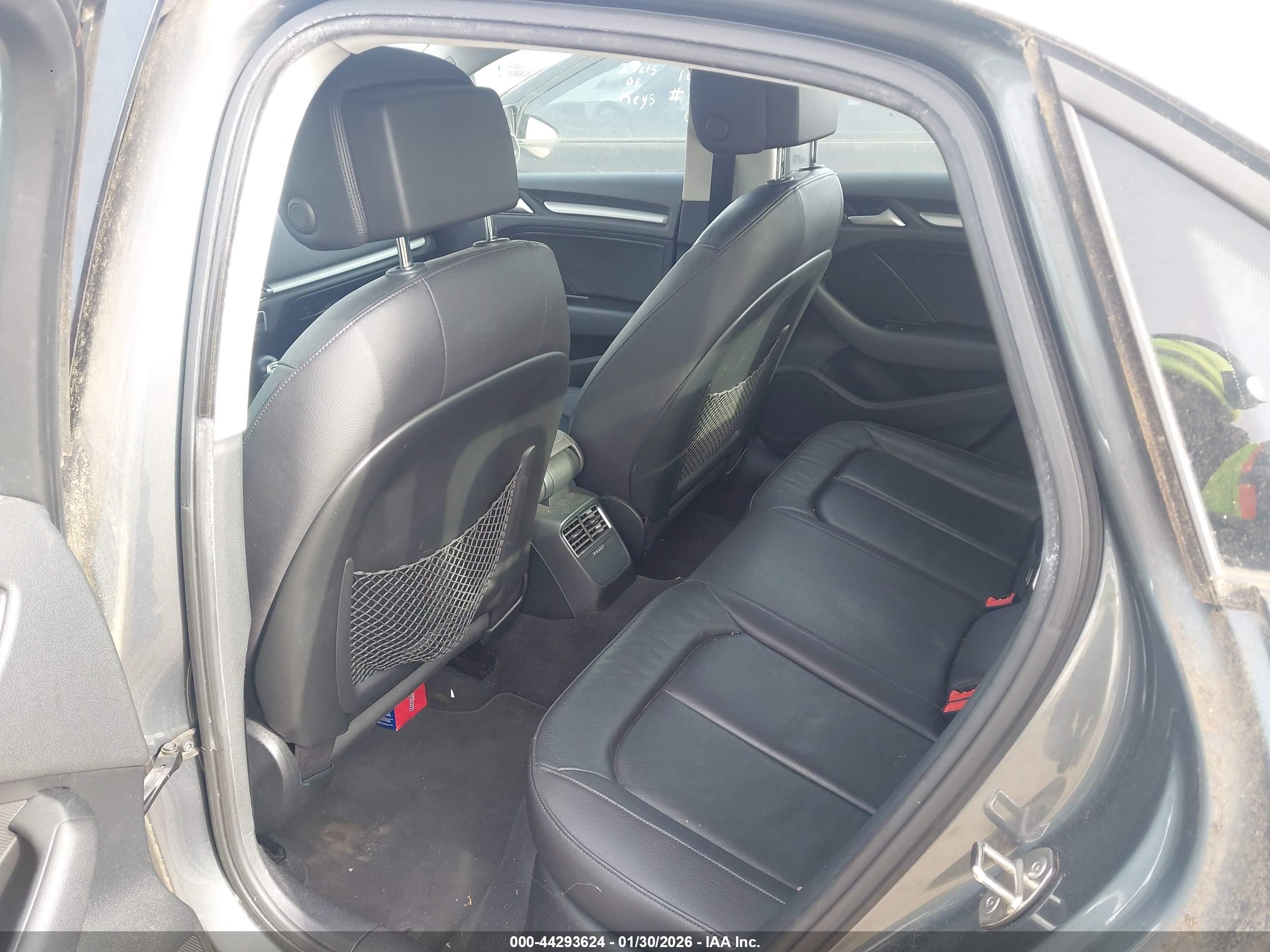 AUDI A3 image 8