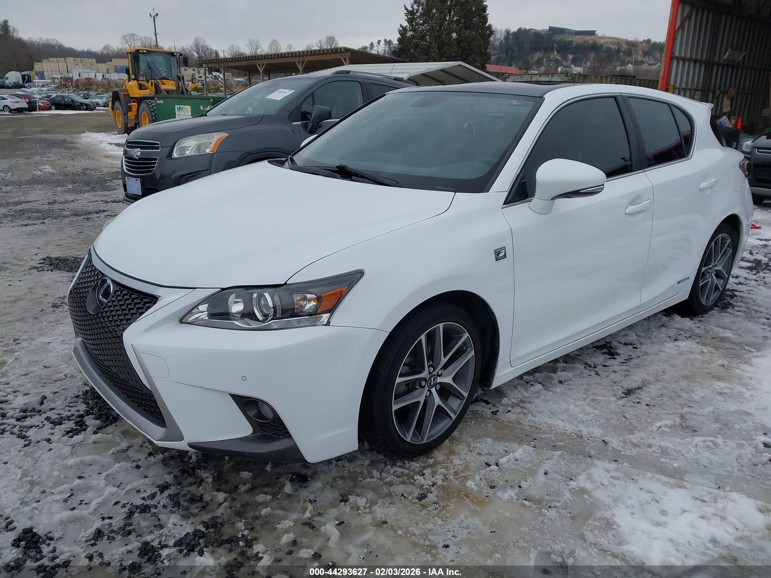 LEXUS CT image 2