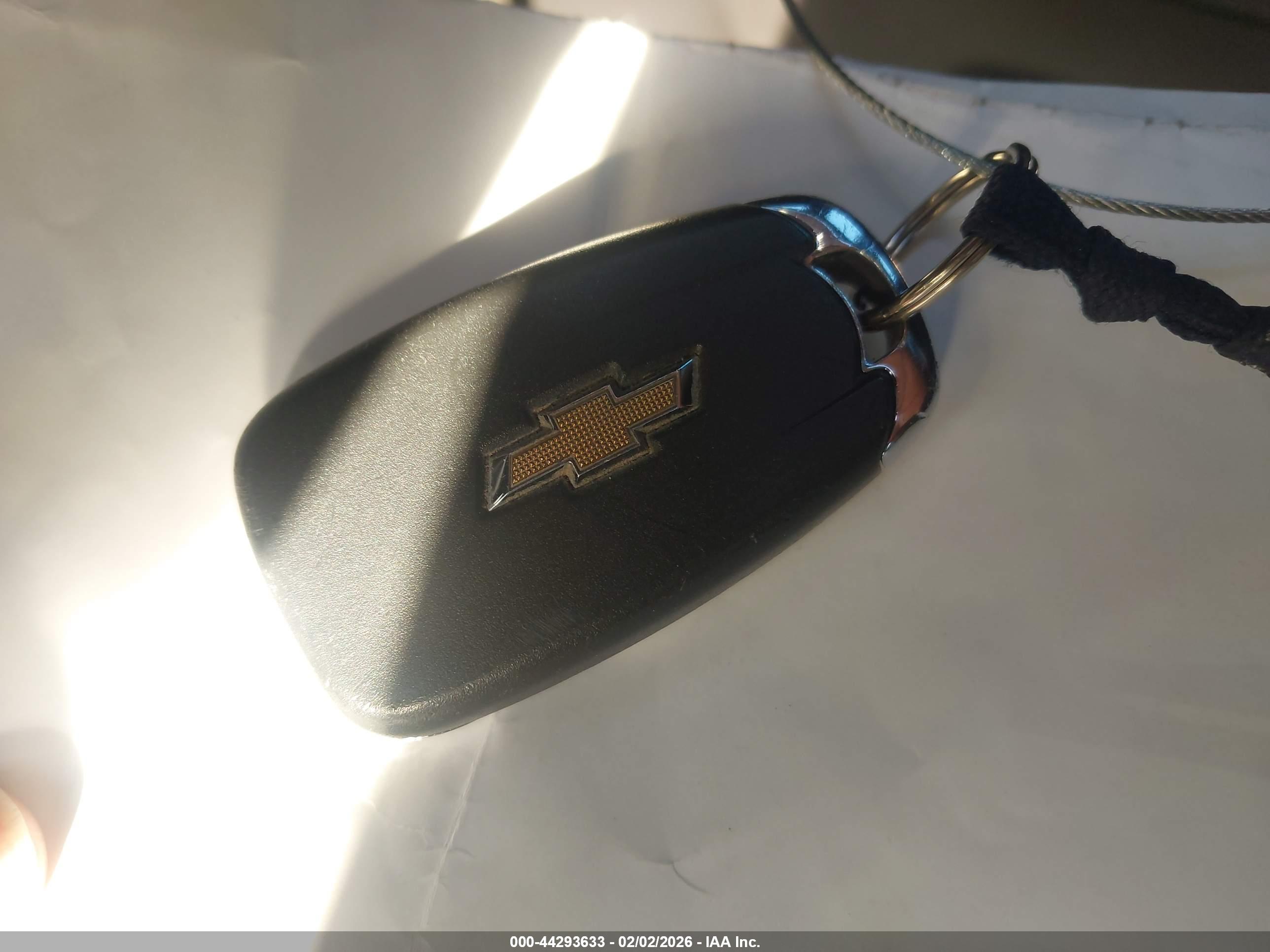 CHEVROLET EQUINOX image 11