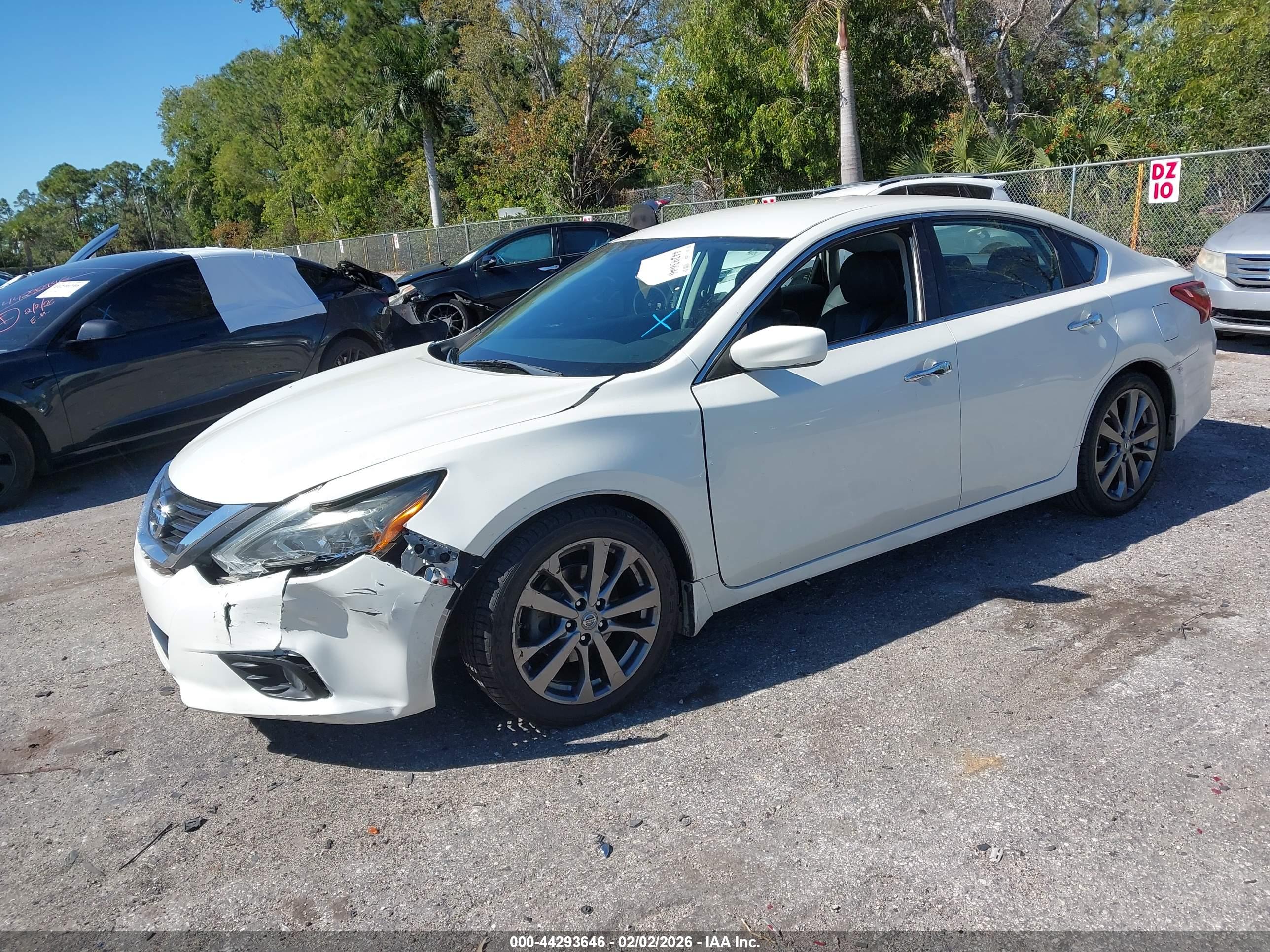 NISSAN ALTIMA image 2