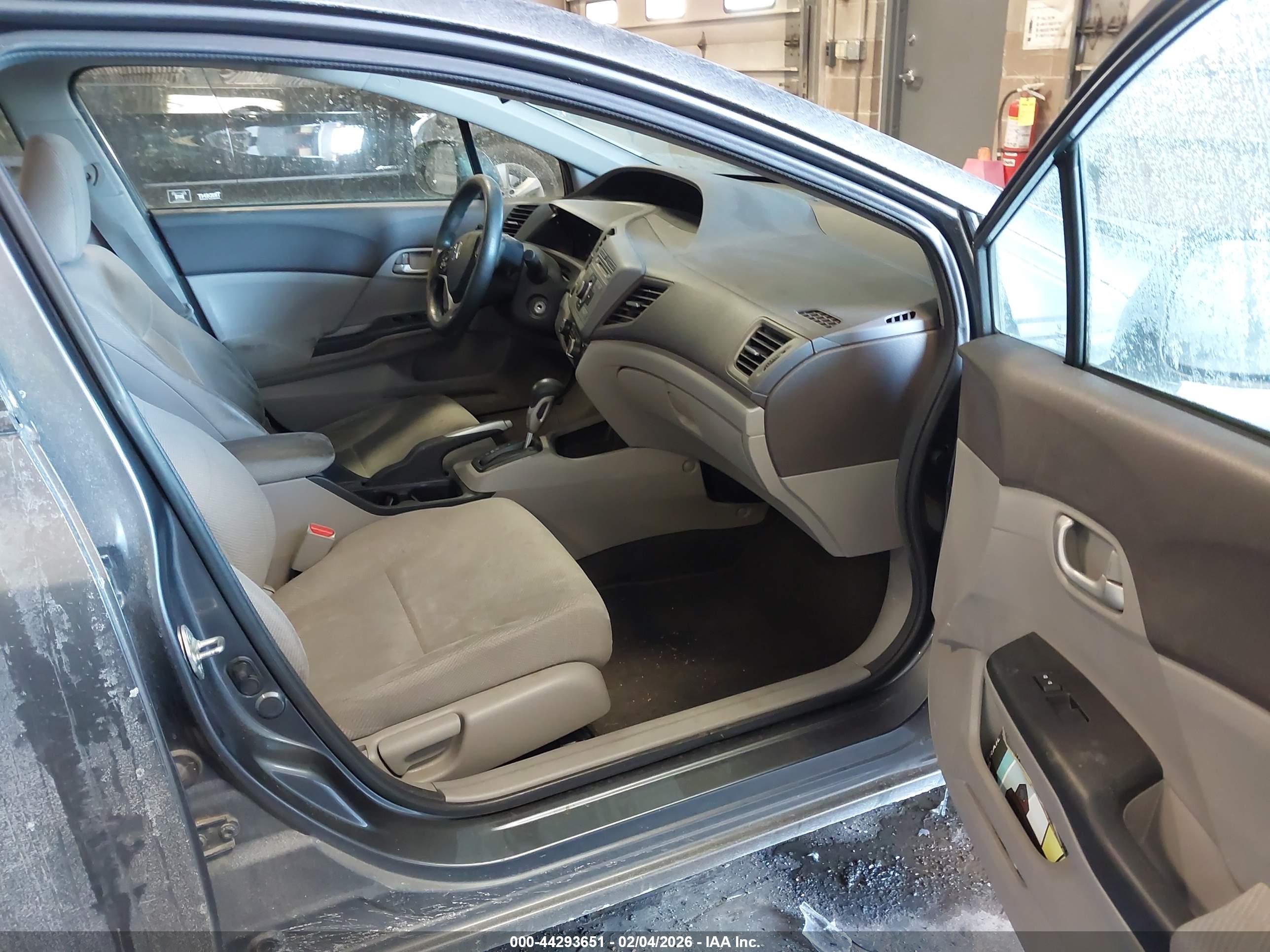 HONDA CIVIC image 5