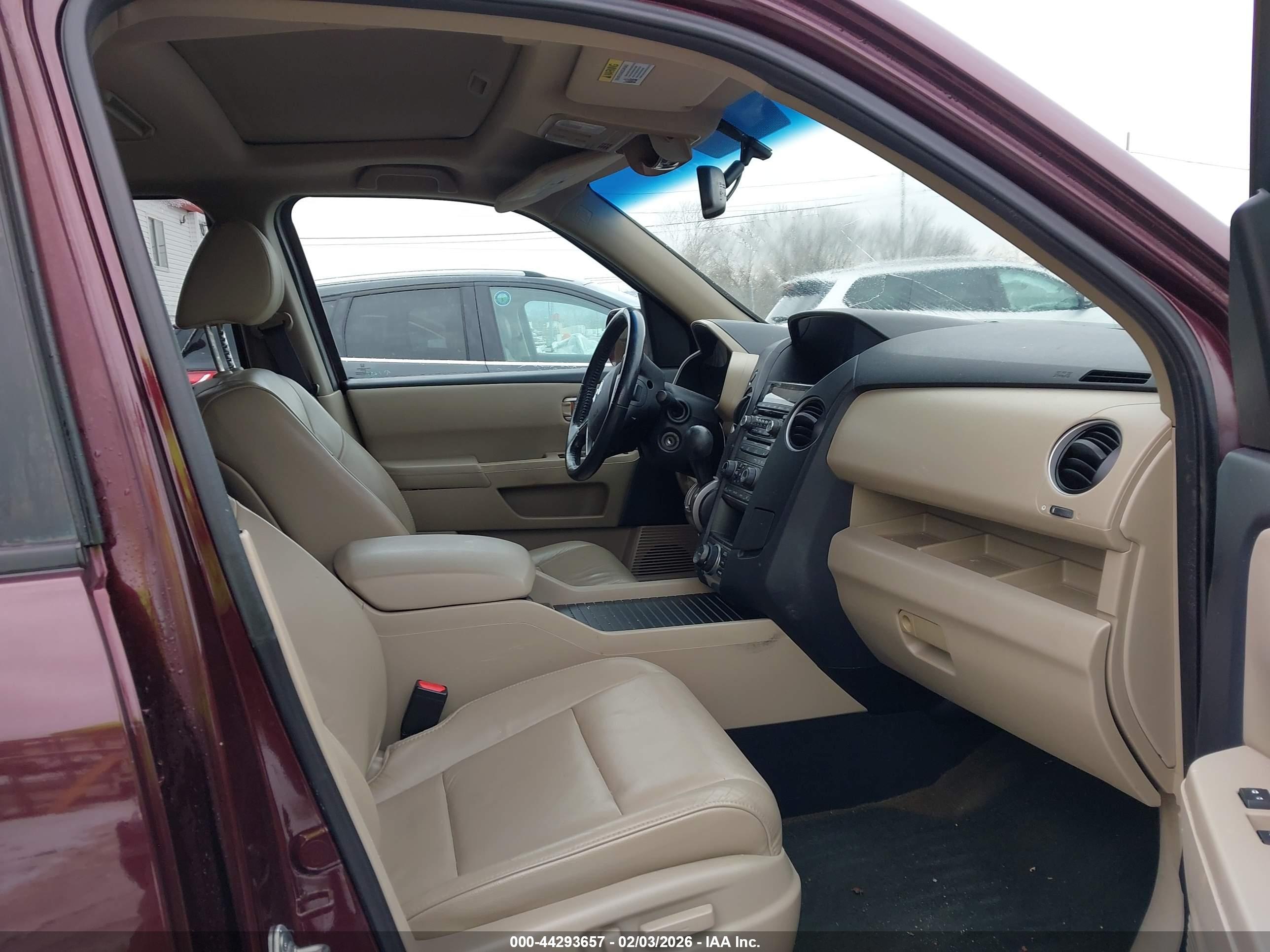 HONDA PILOT image 5