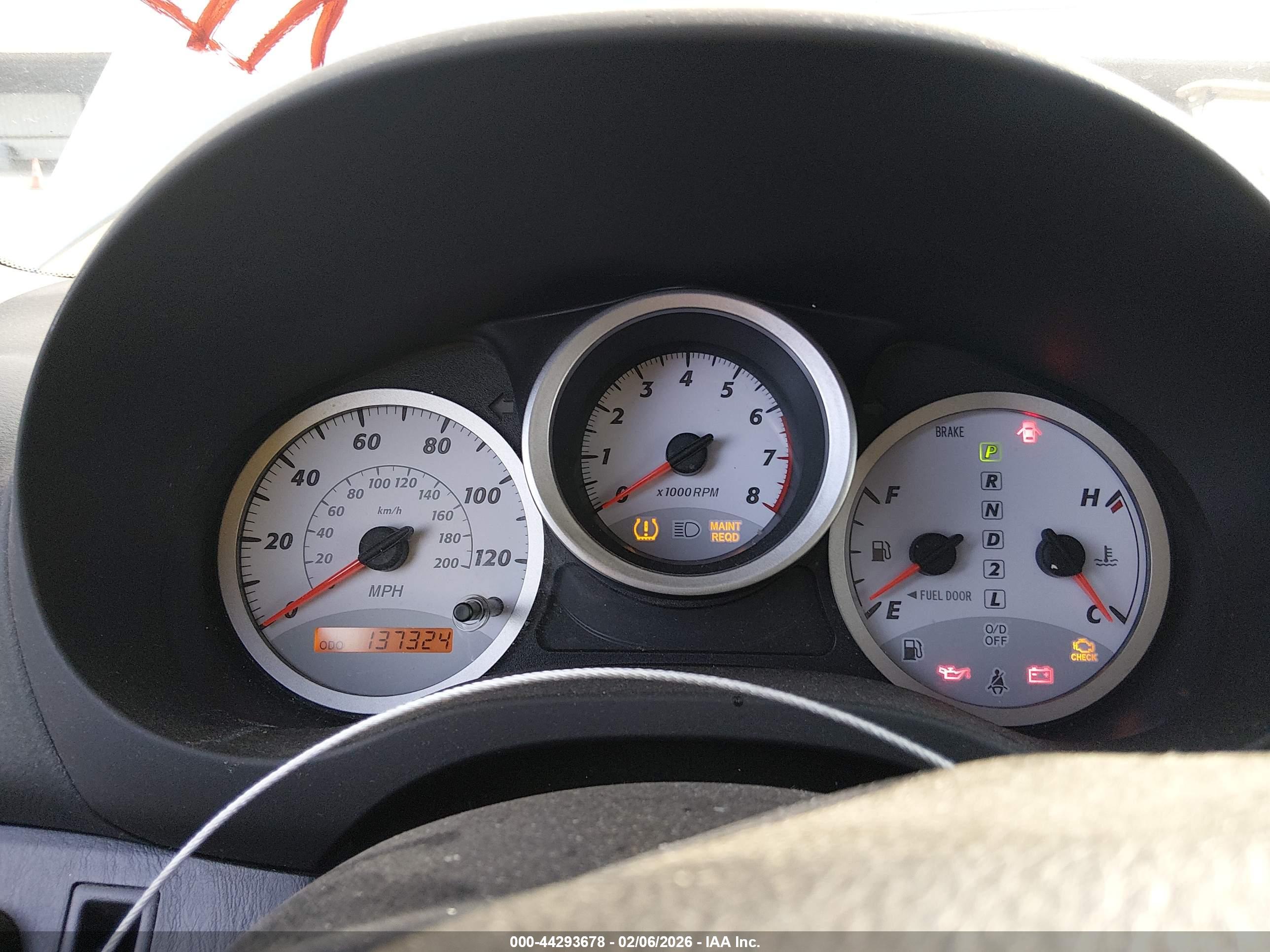 TOYOTA RAV4 image 7