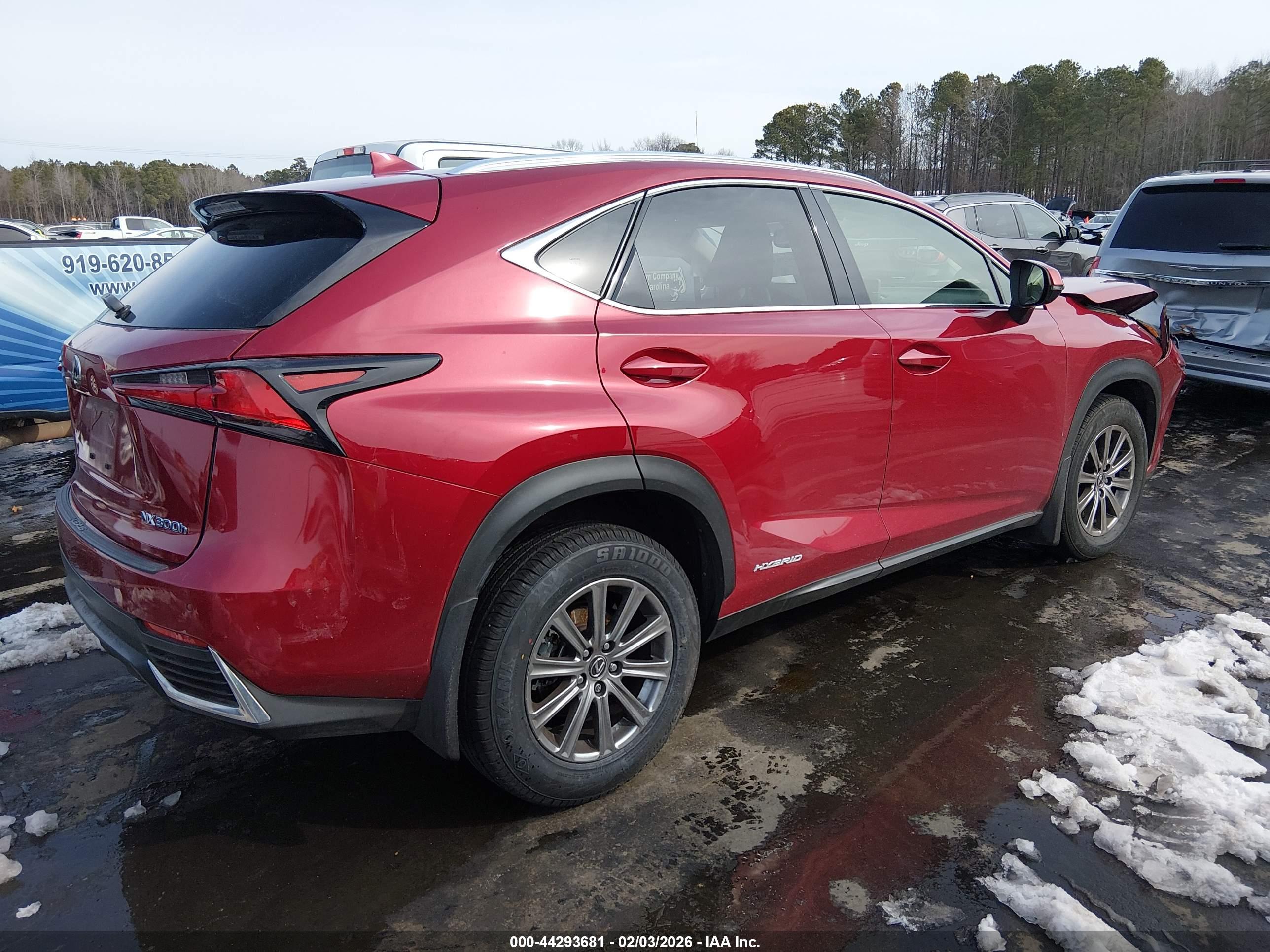 LEXUS NX image 4