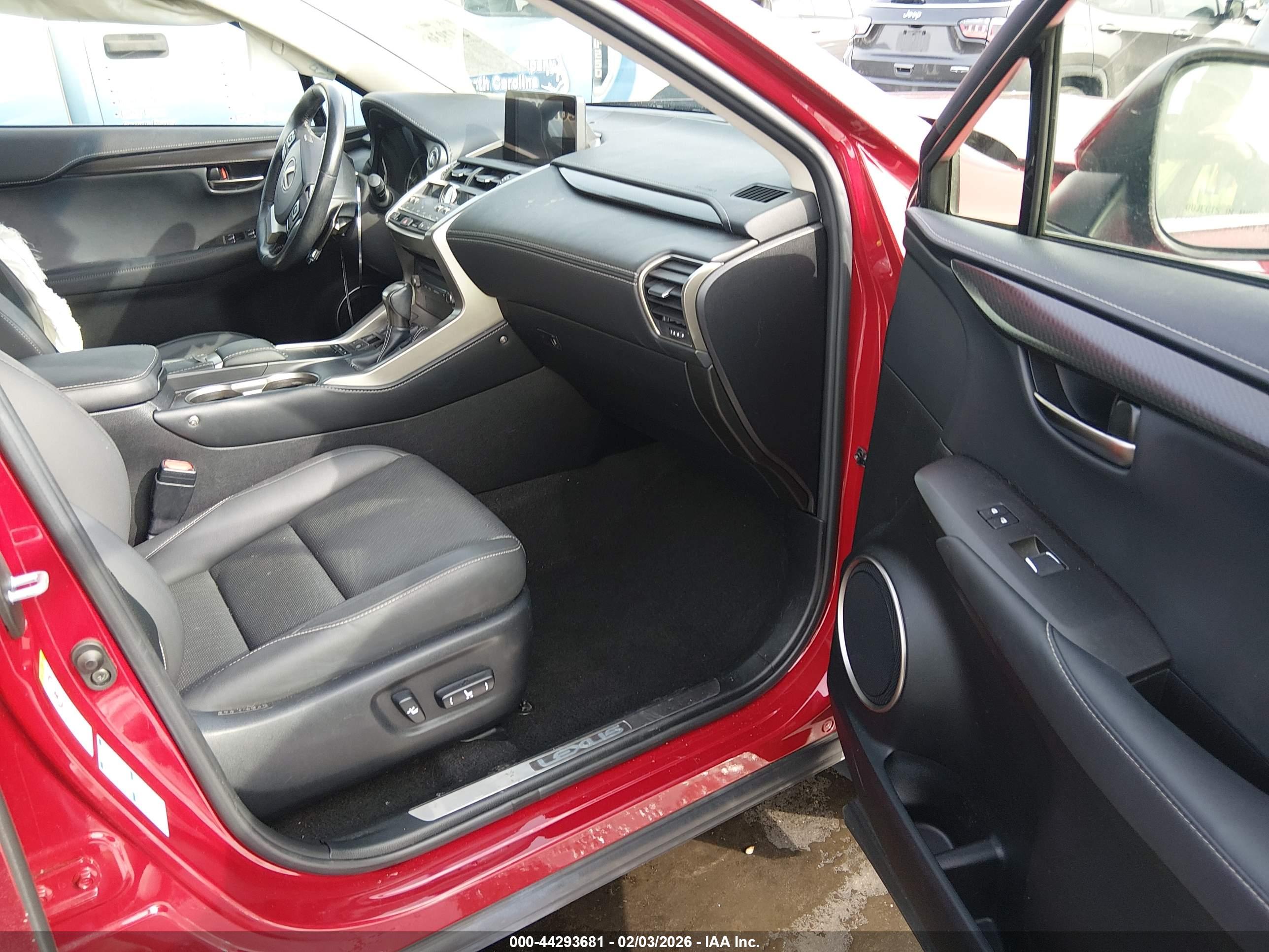 LEXUS NX image 5