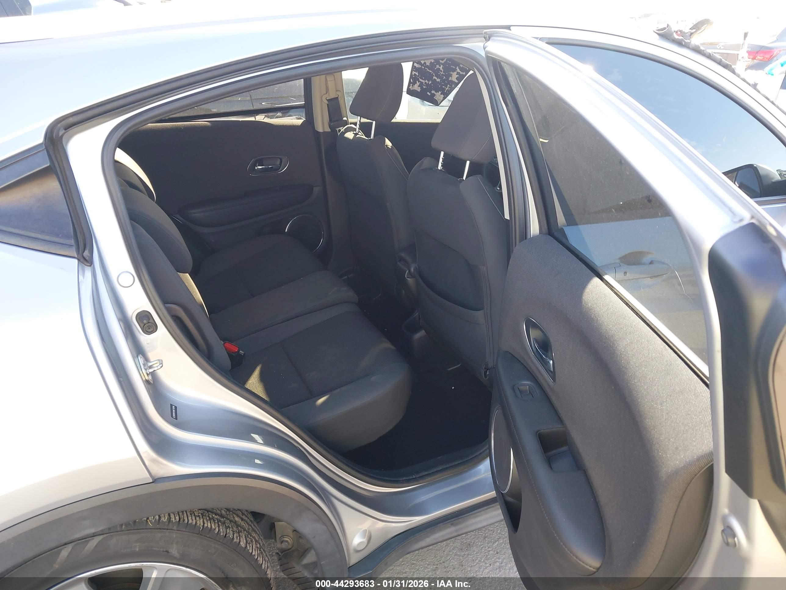 HONDA HR-V image 8