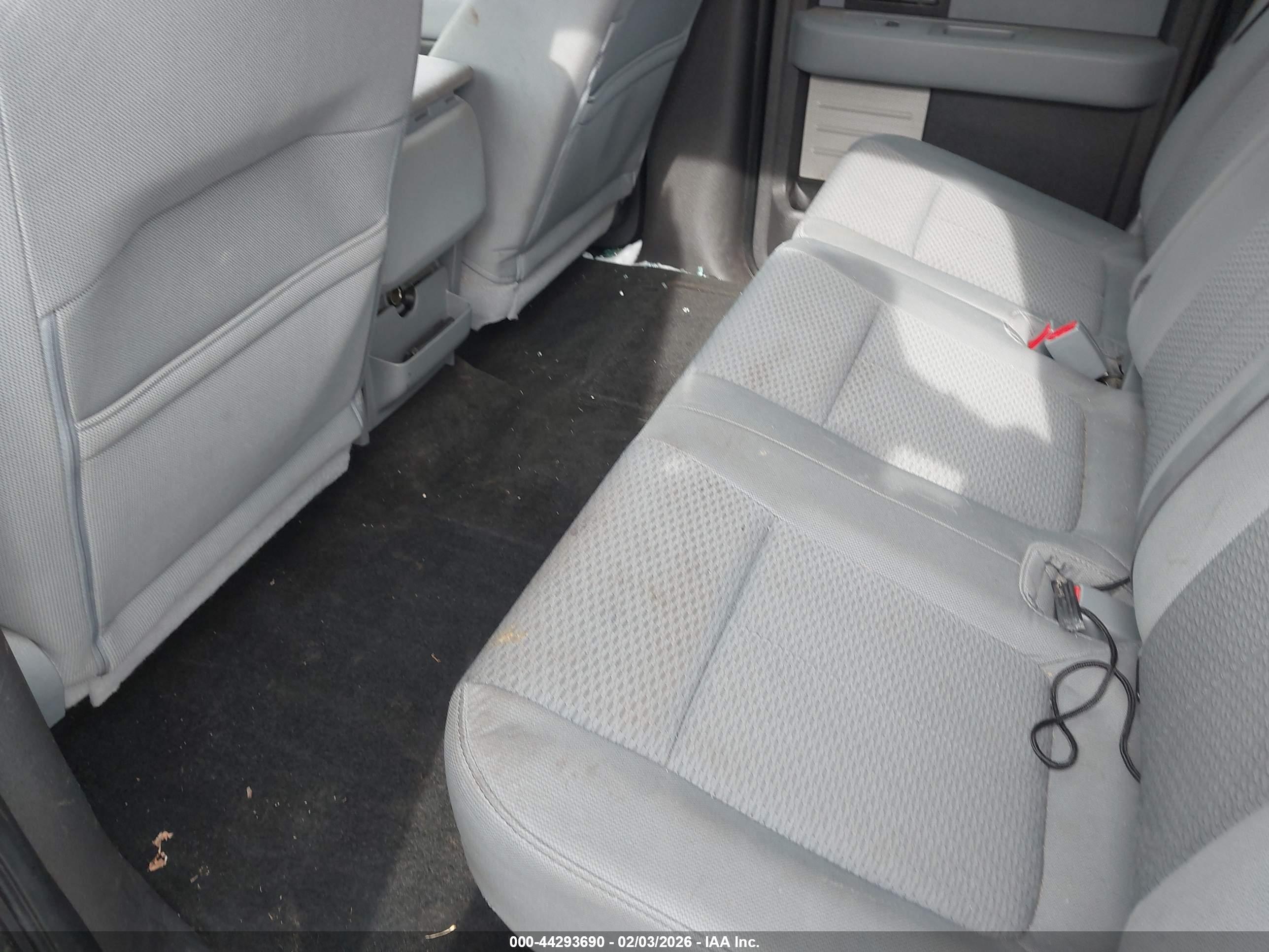 FORD F-150 image 8