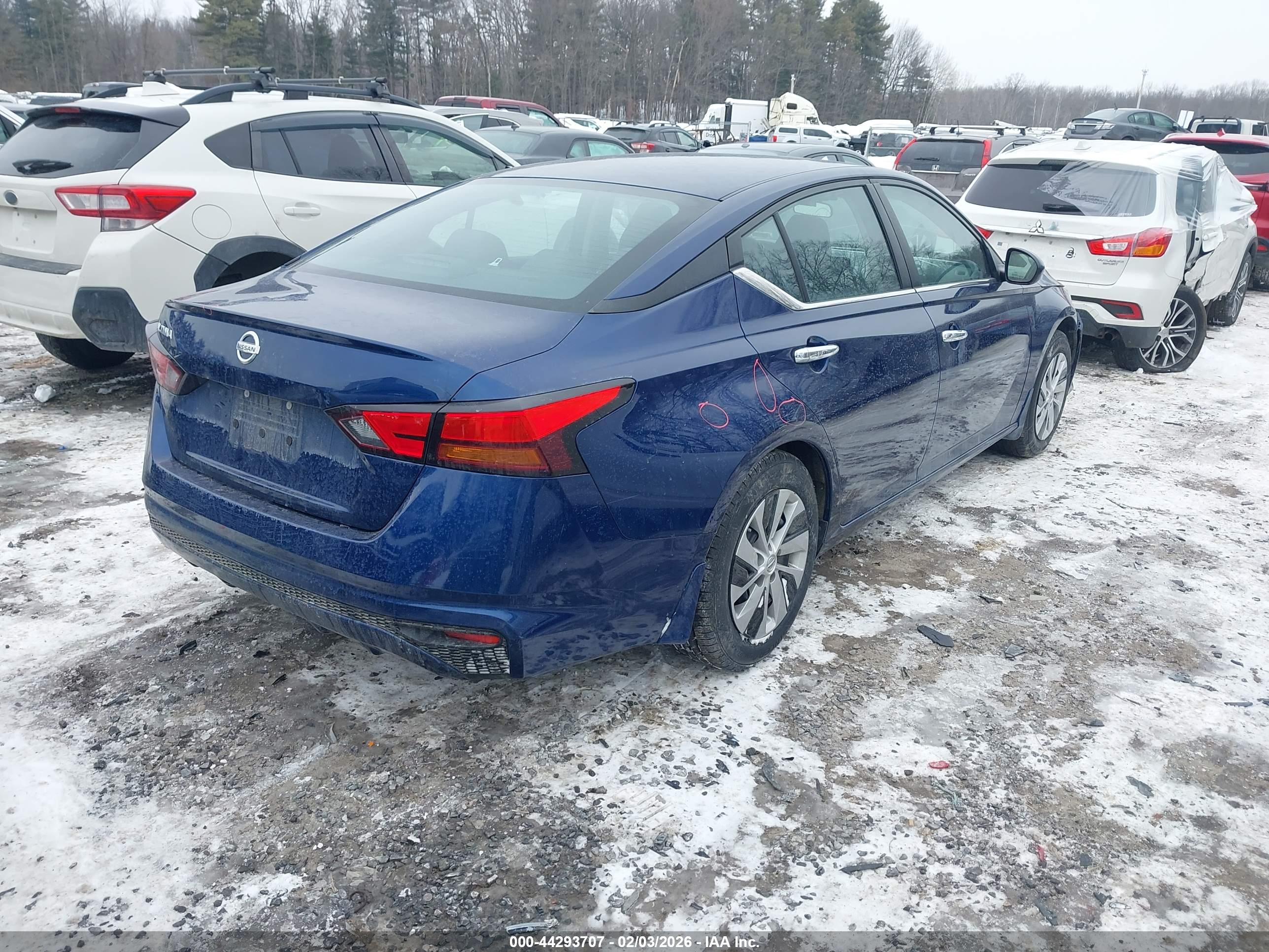 NISSAN ALTIMA image 4