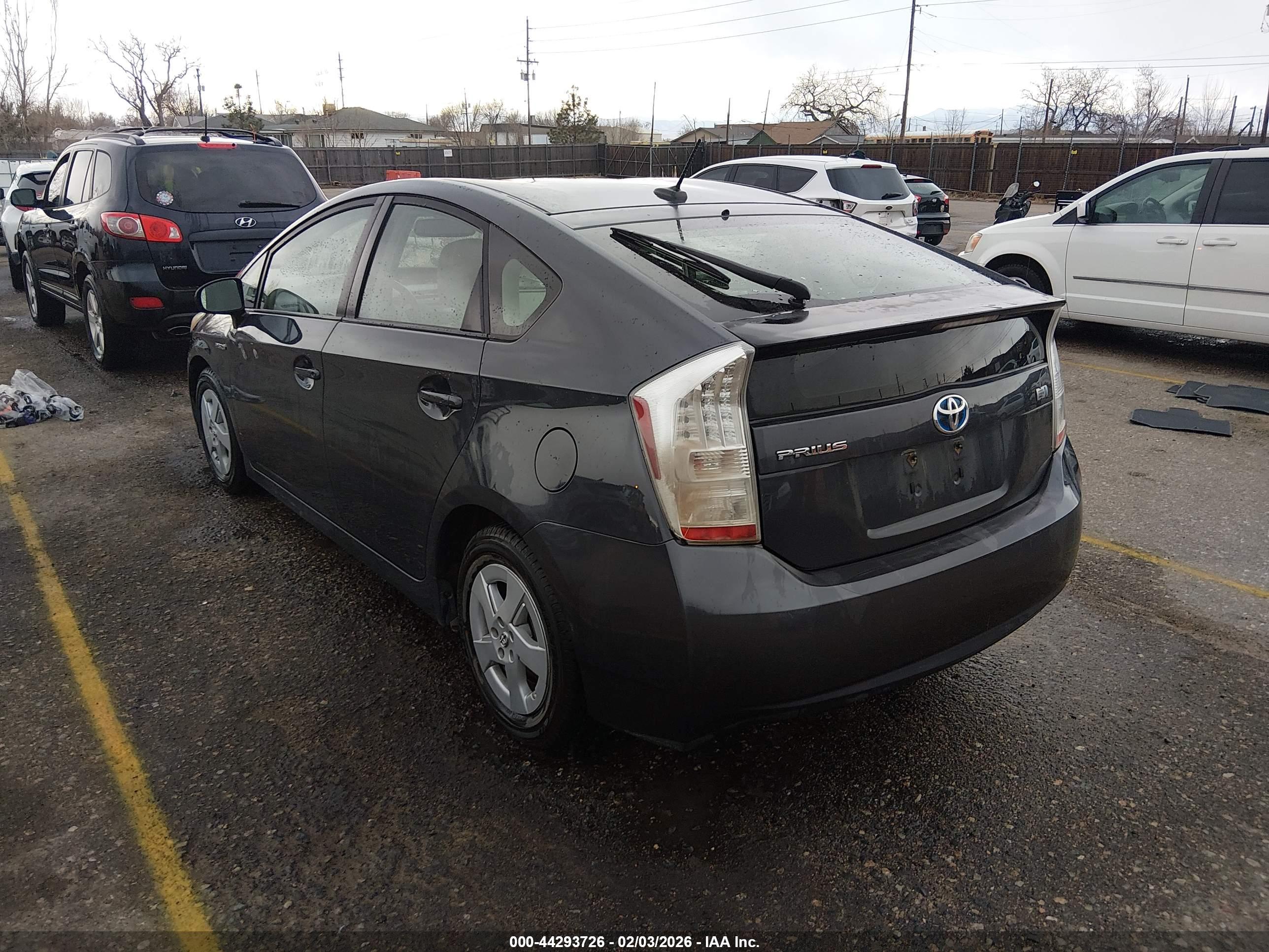 TOYOTA PRIUS image 3