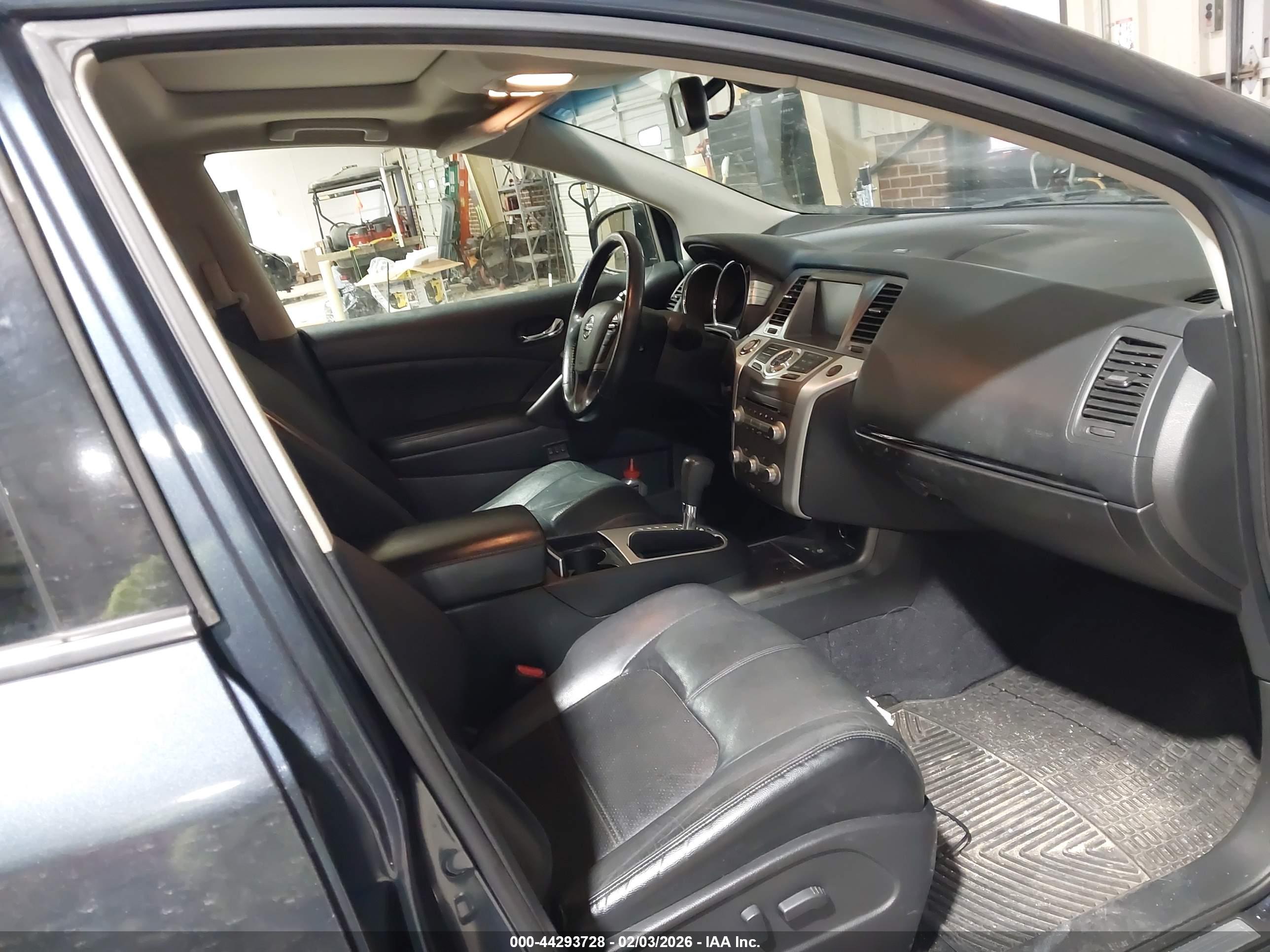 NISSAN MURANO image 5