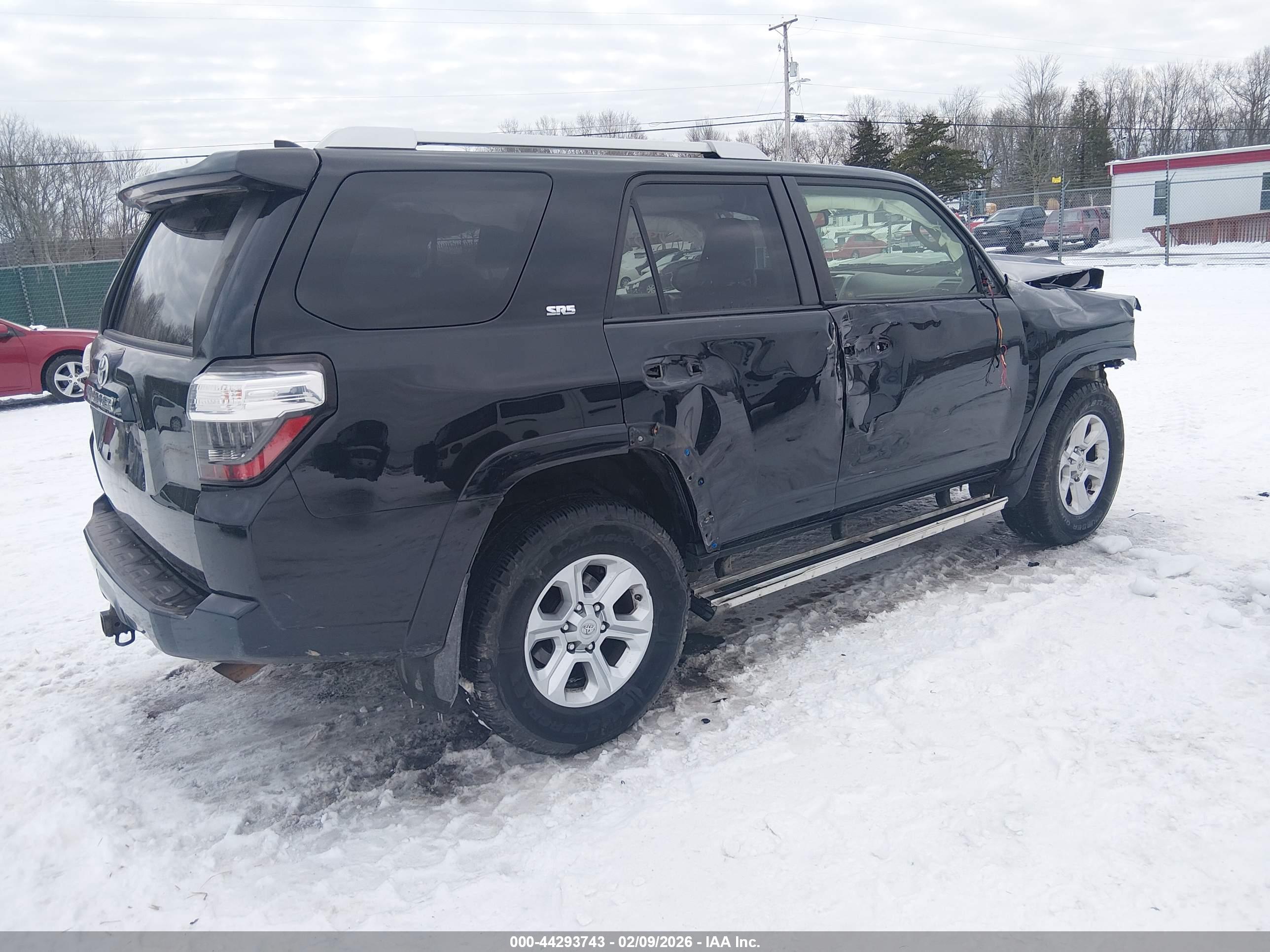 TOYOTA 4RUNNER image 4