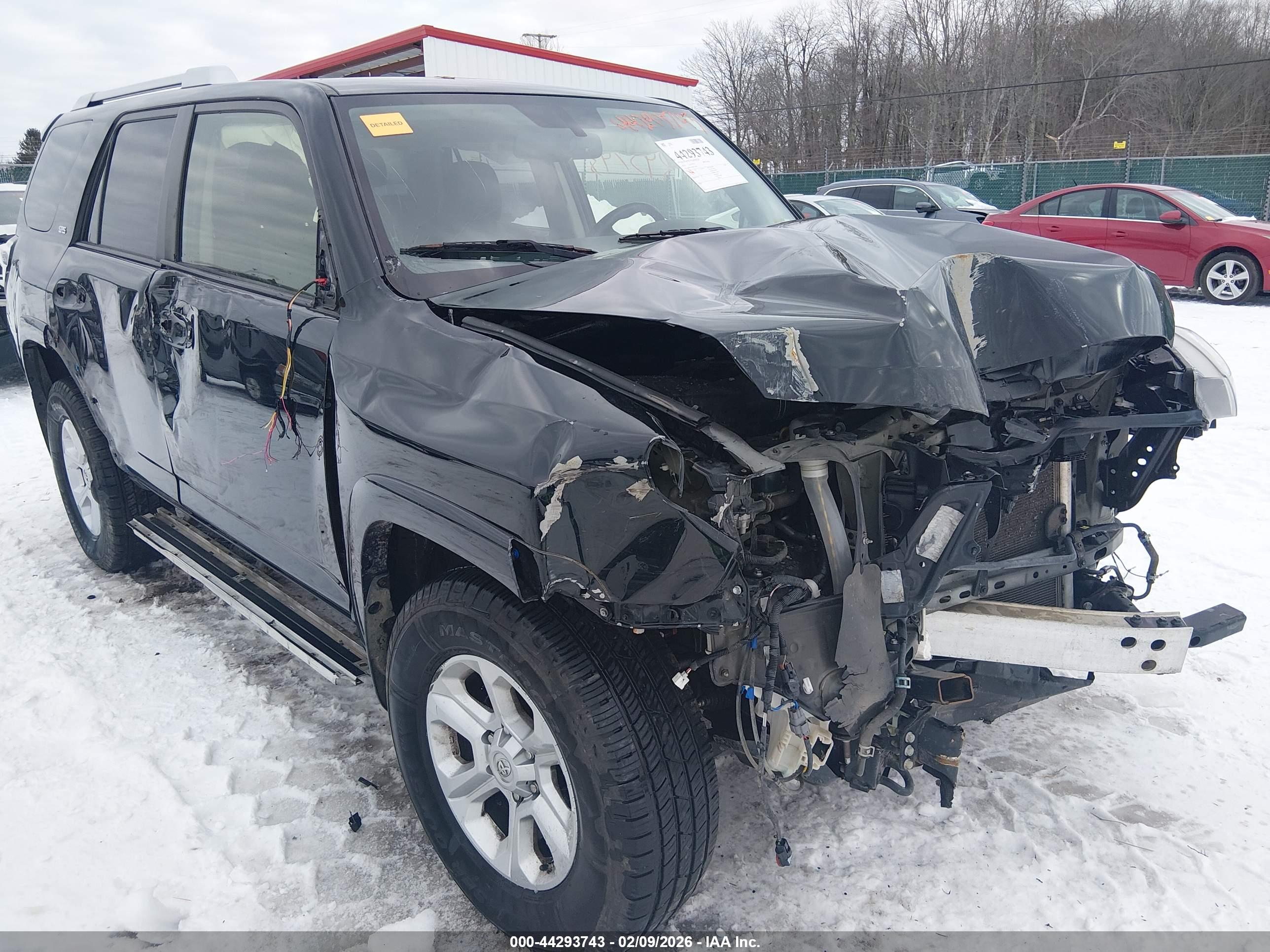 TOYOTA 4RUNNER image 6